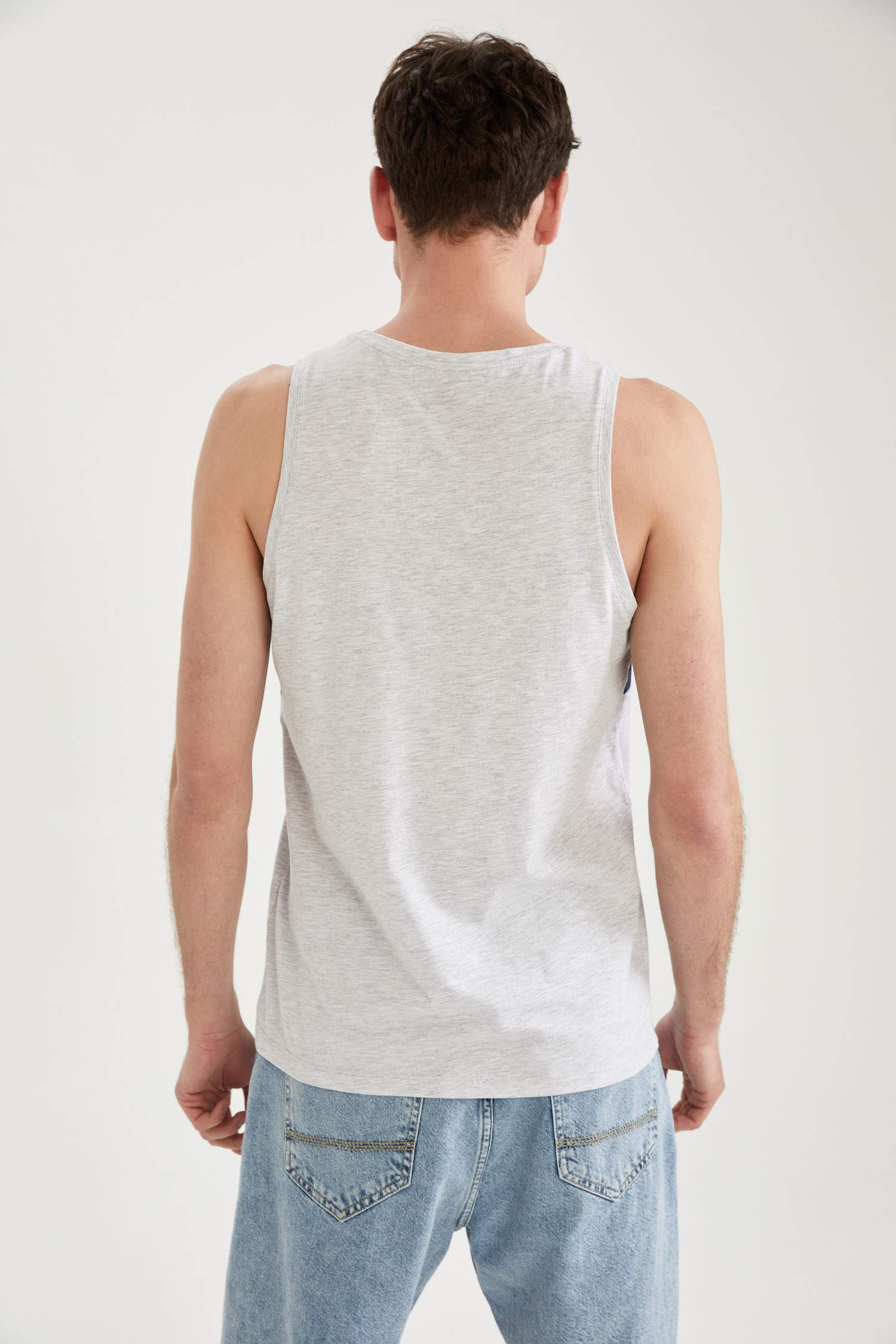 Slim Fit Baskılı Kolsuz Tişört