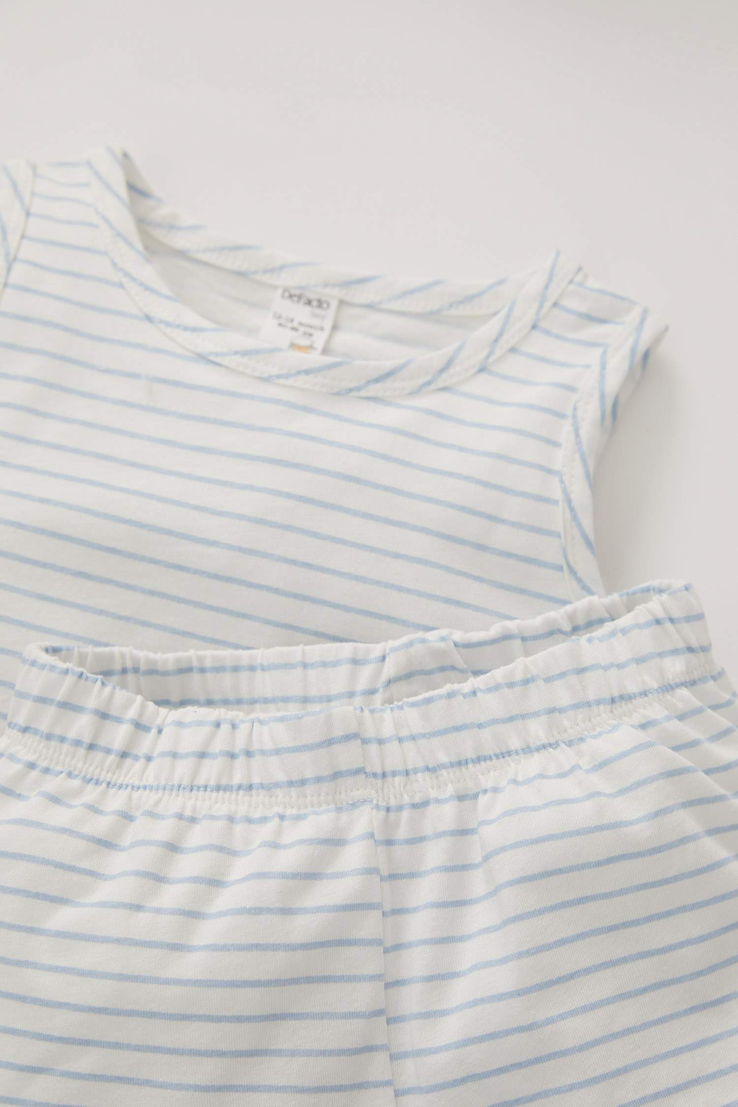 Unisex Çizgili Atlet Ve Şort Takımı