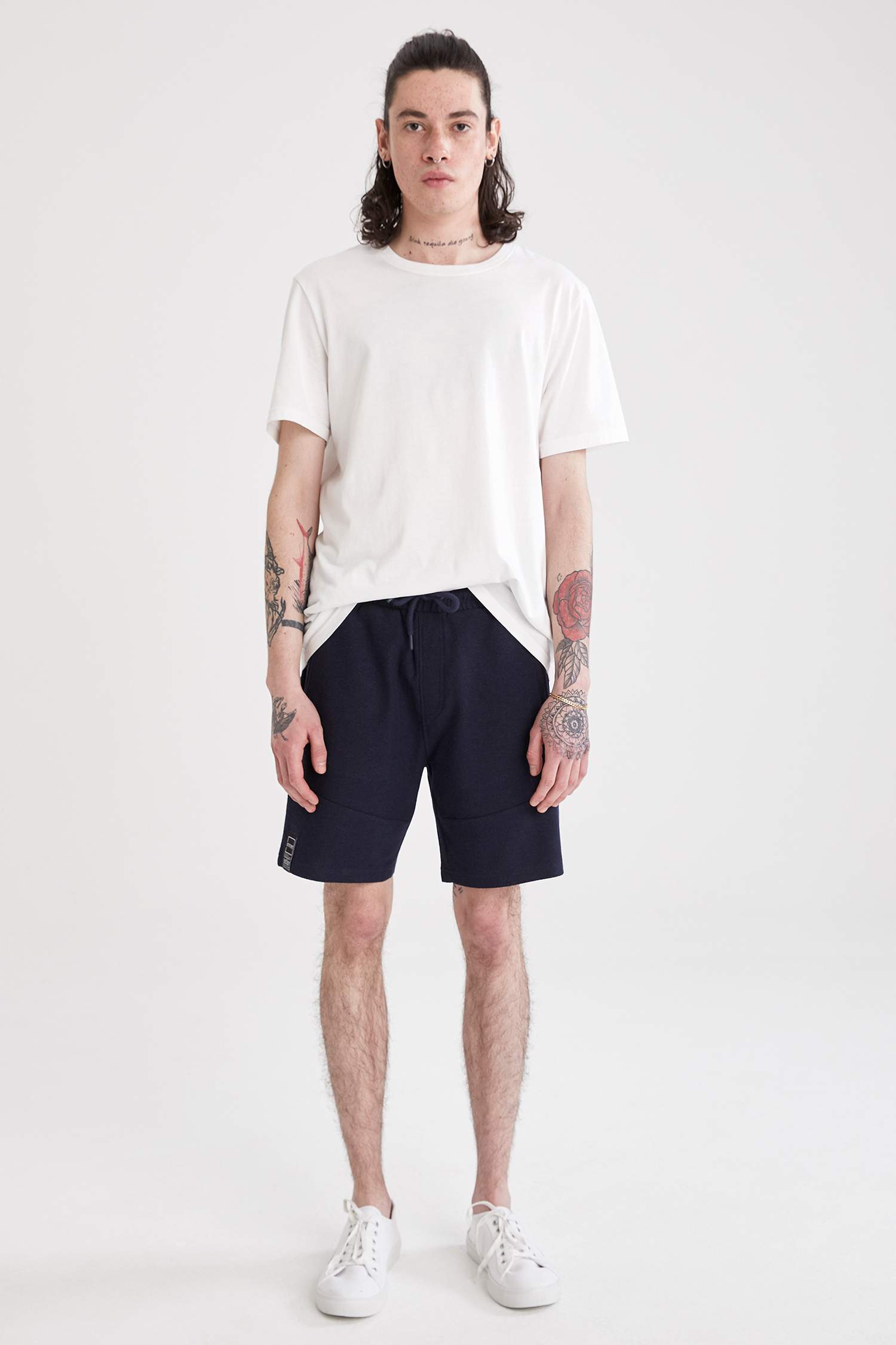 Slim Fit Beli Bağcıklı Basic Şort
