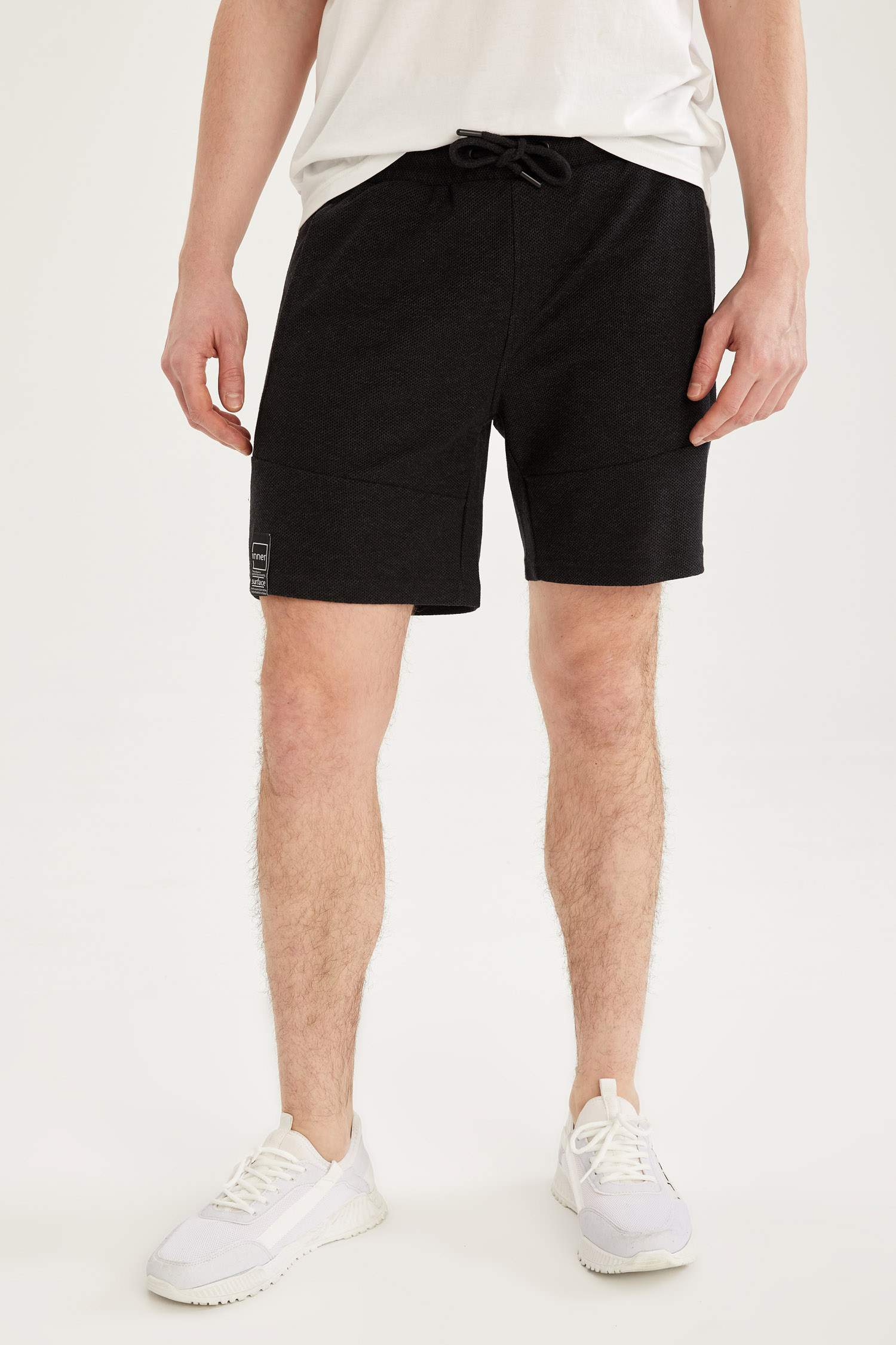 Slim Fit Beli Bağcıklı Basic Şort