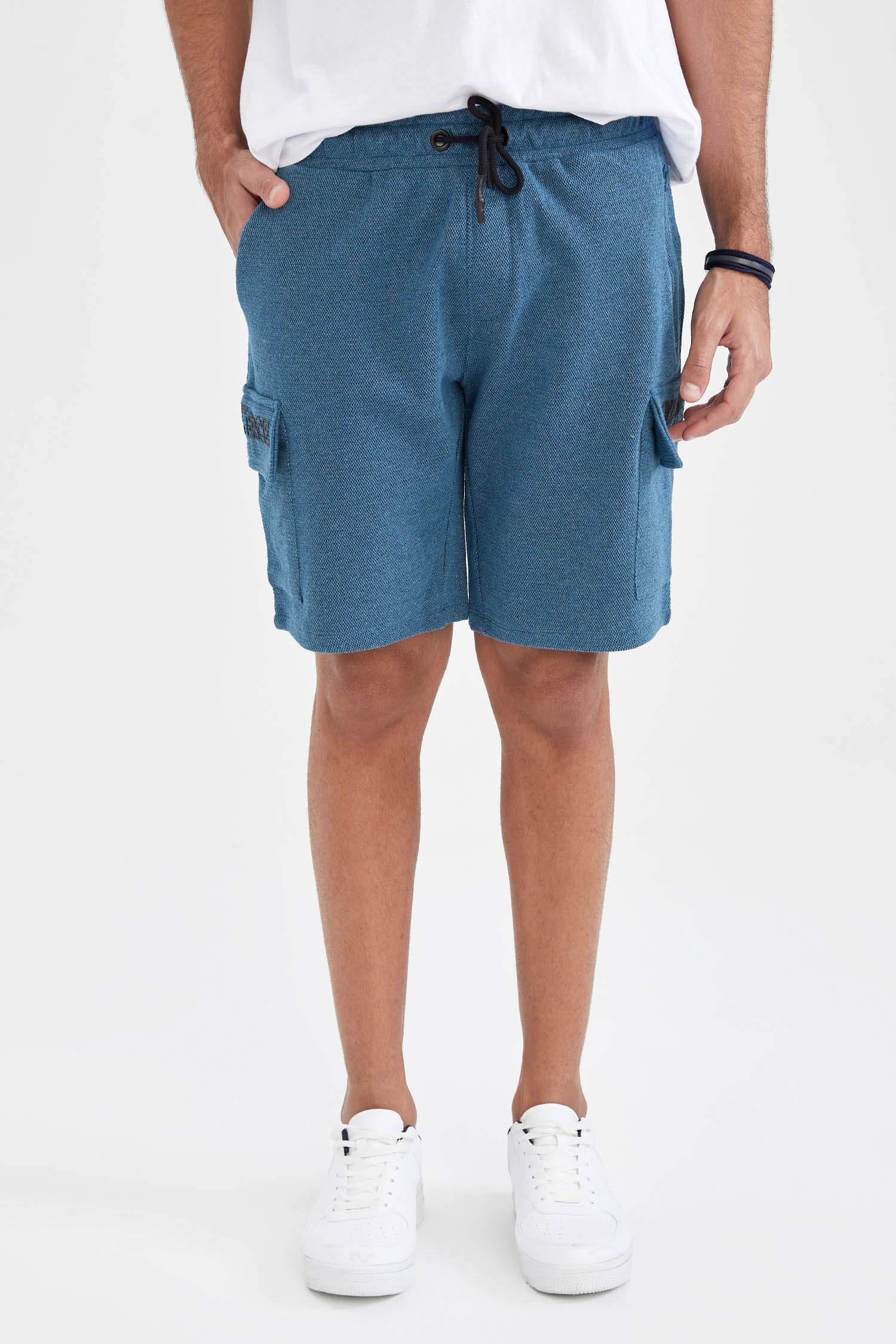 Slim Fit Kargo Cepli Şort