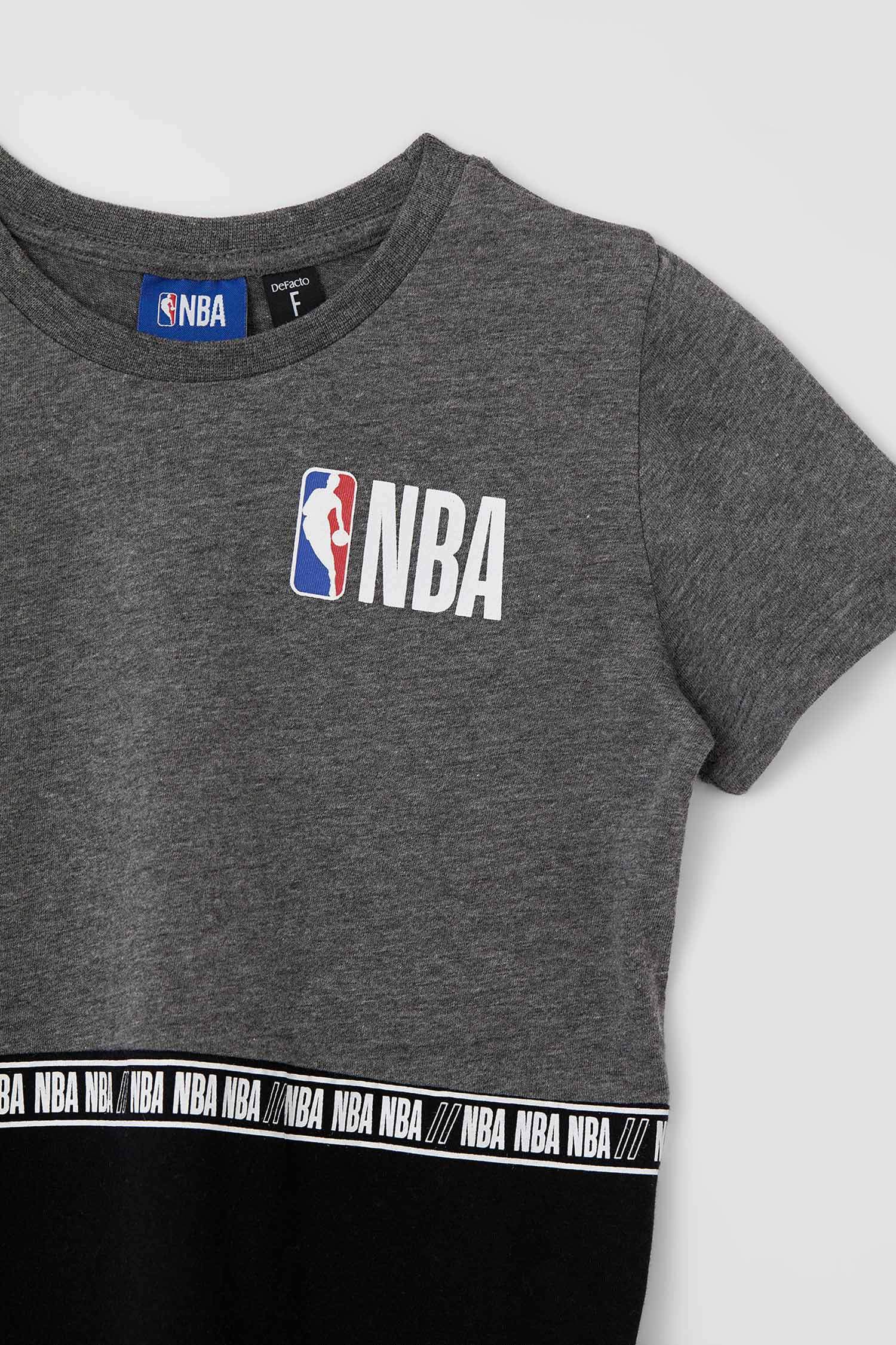 Erkek Çocuk NBA Lisanslı Kısa Kollu Tişört