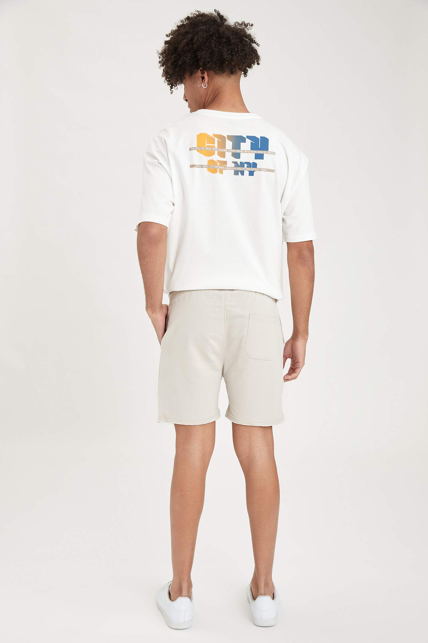 Slim Fit Basic Şort
