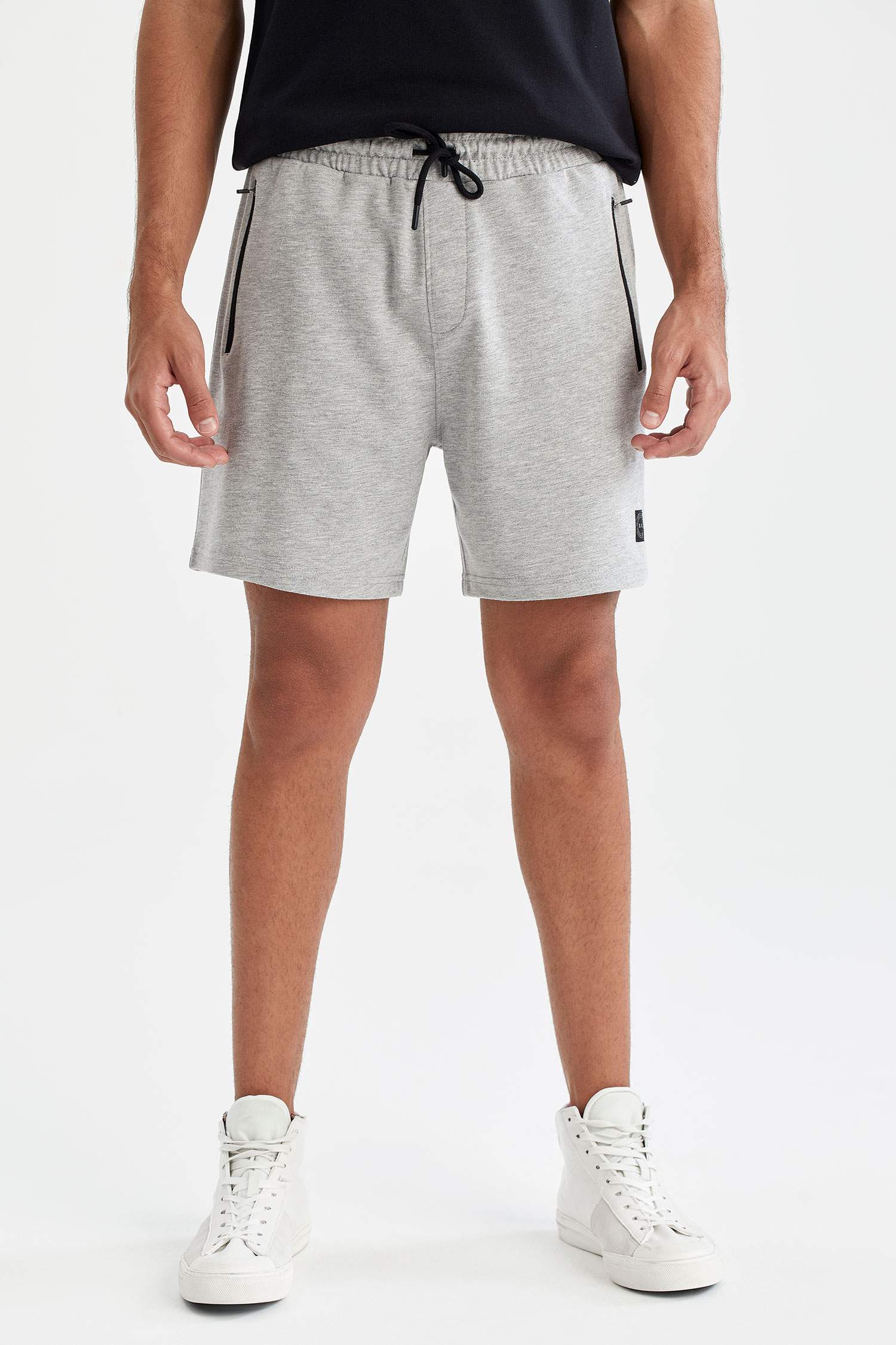 Slim Fit Beli Bağcıklı Basic Şort