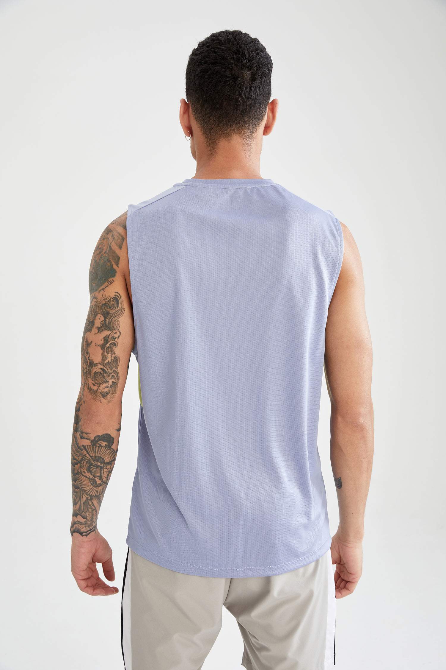 Slim Fit Baskılı Teknik Kumaşlı Sporcu Atlet