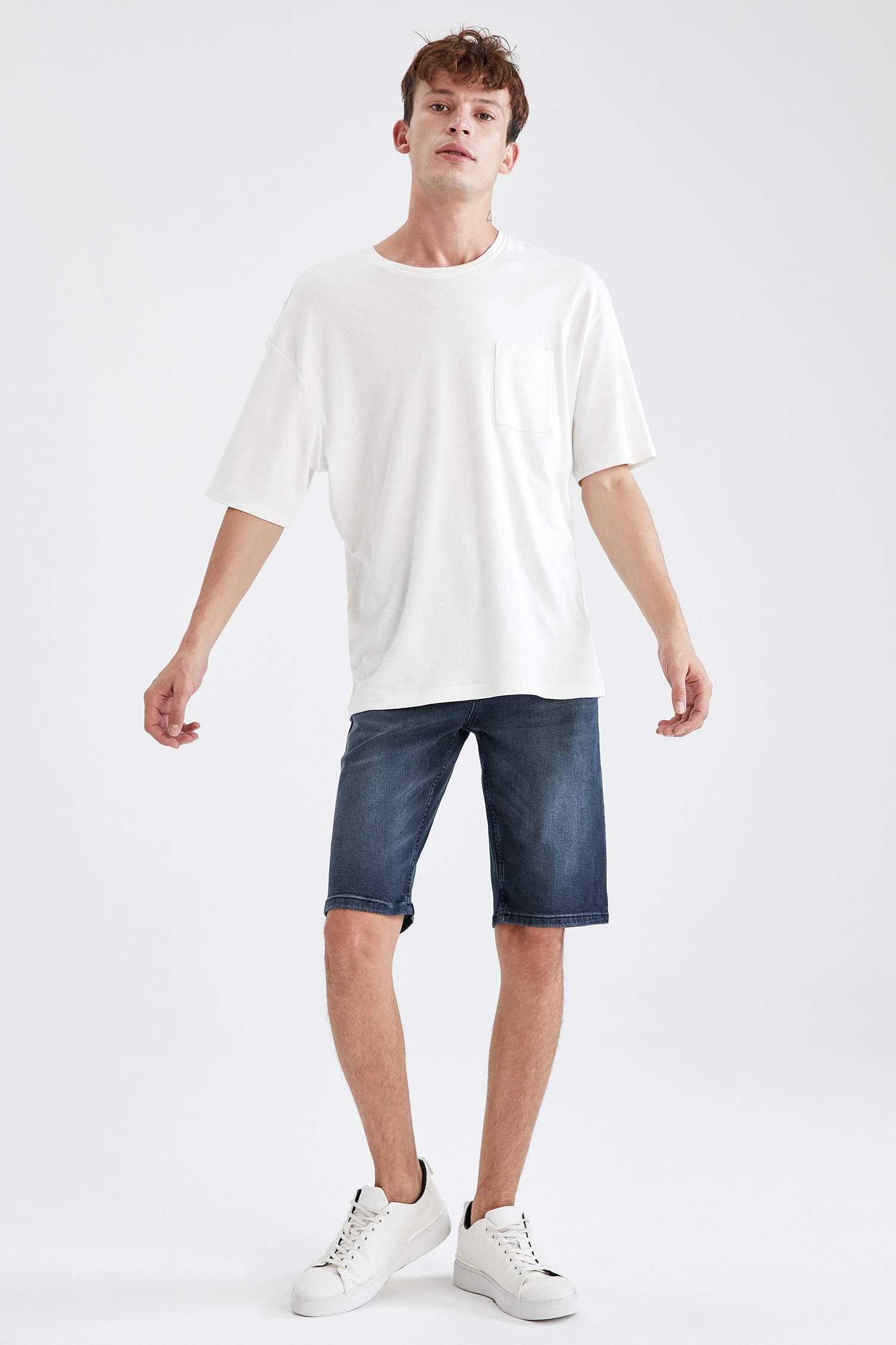Slim Fit Jean Bermuda