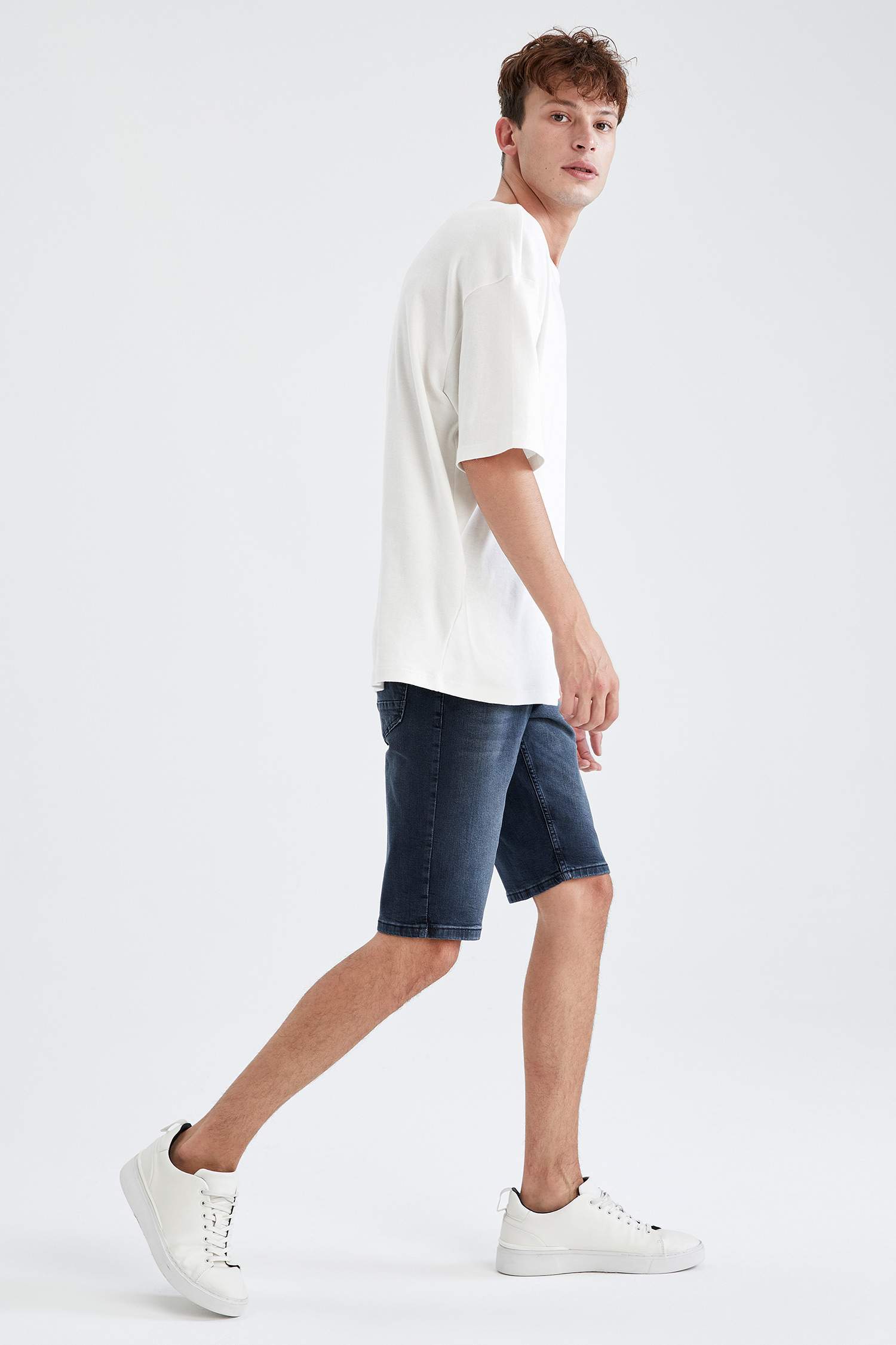 Slim Fit Jean Bermuda