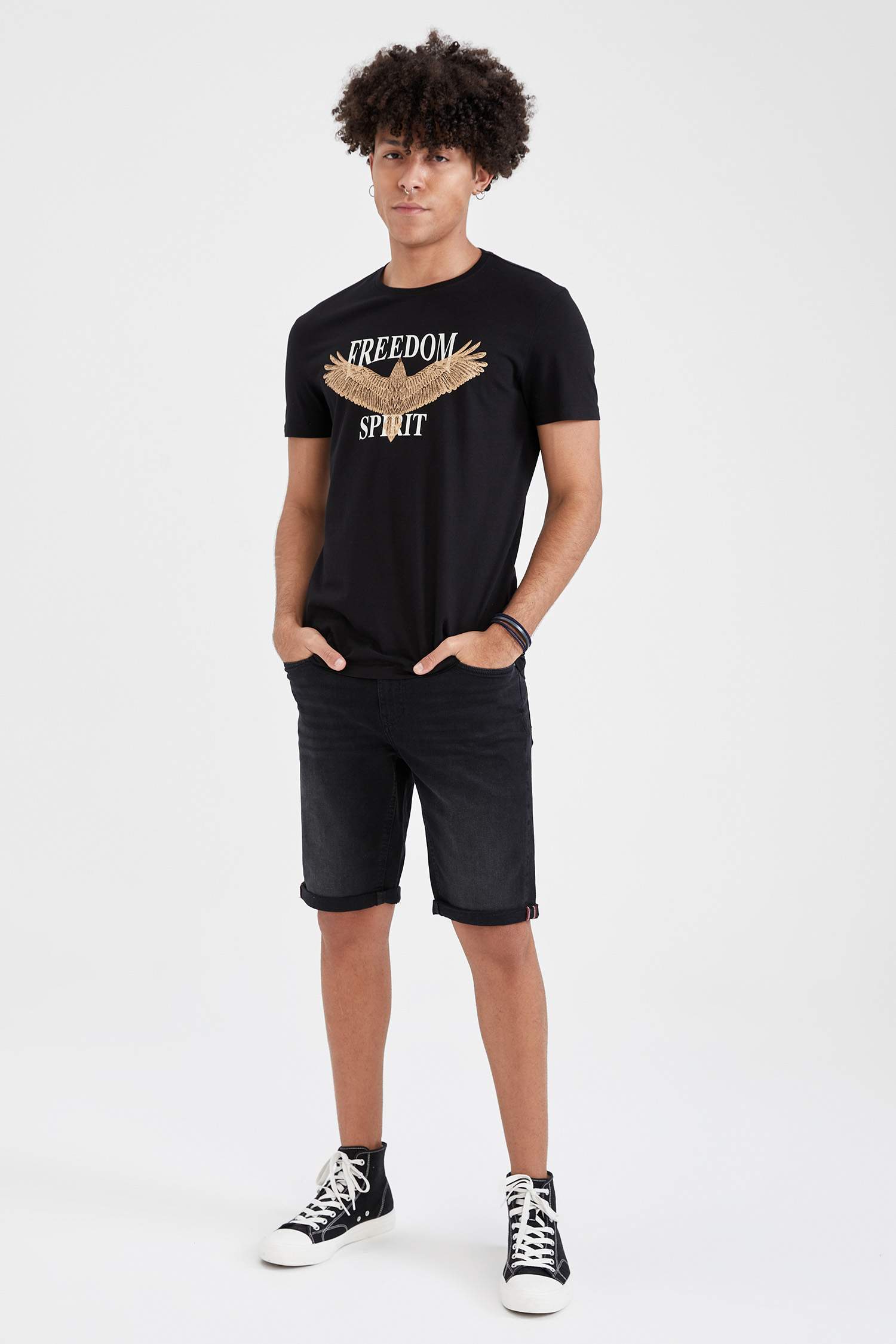 Slim Fit Bisiklet Yaka Baskılı Kısa Kollu Tişört