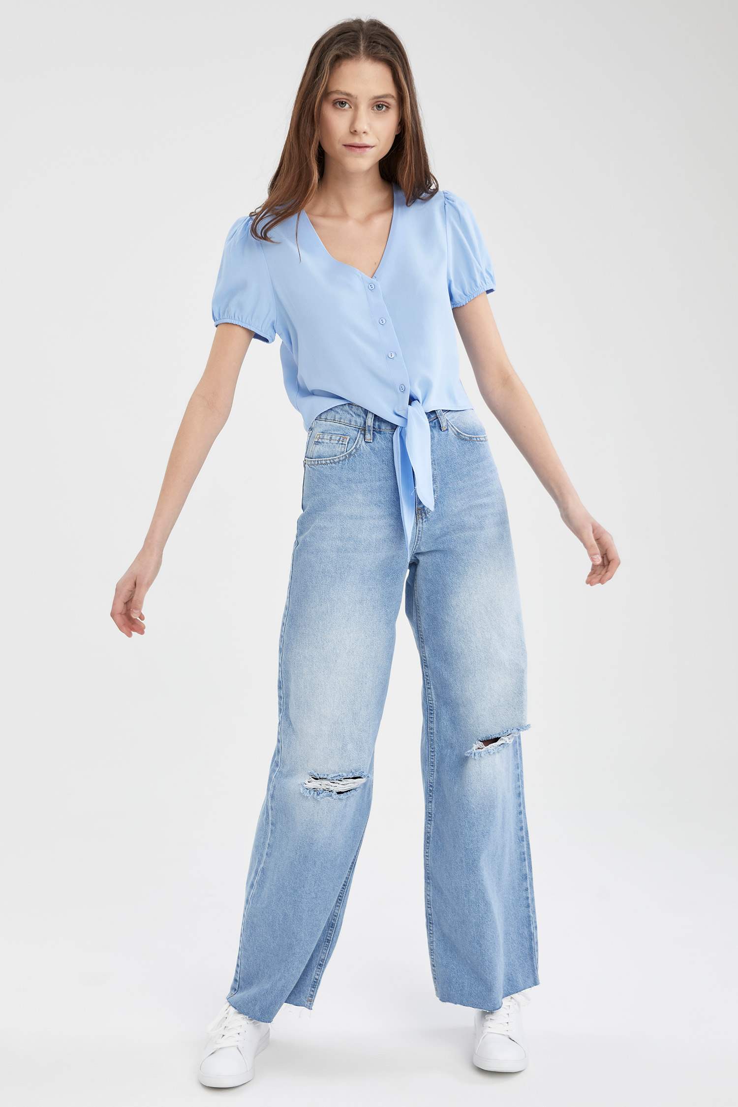 Bel Bağlamalı Crop Bluz