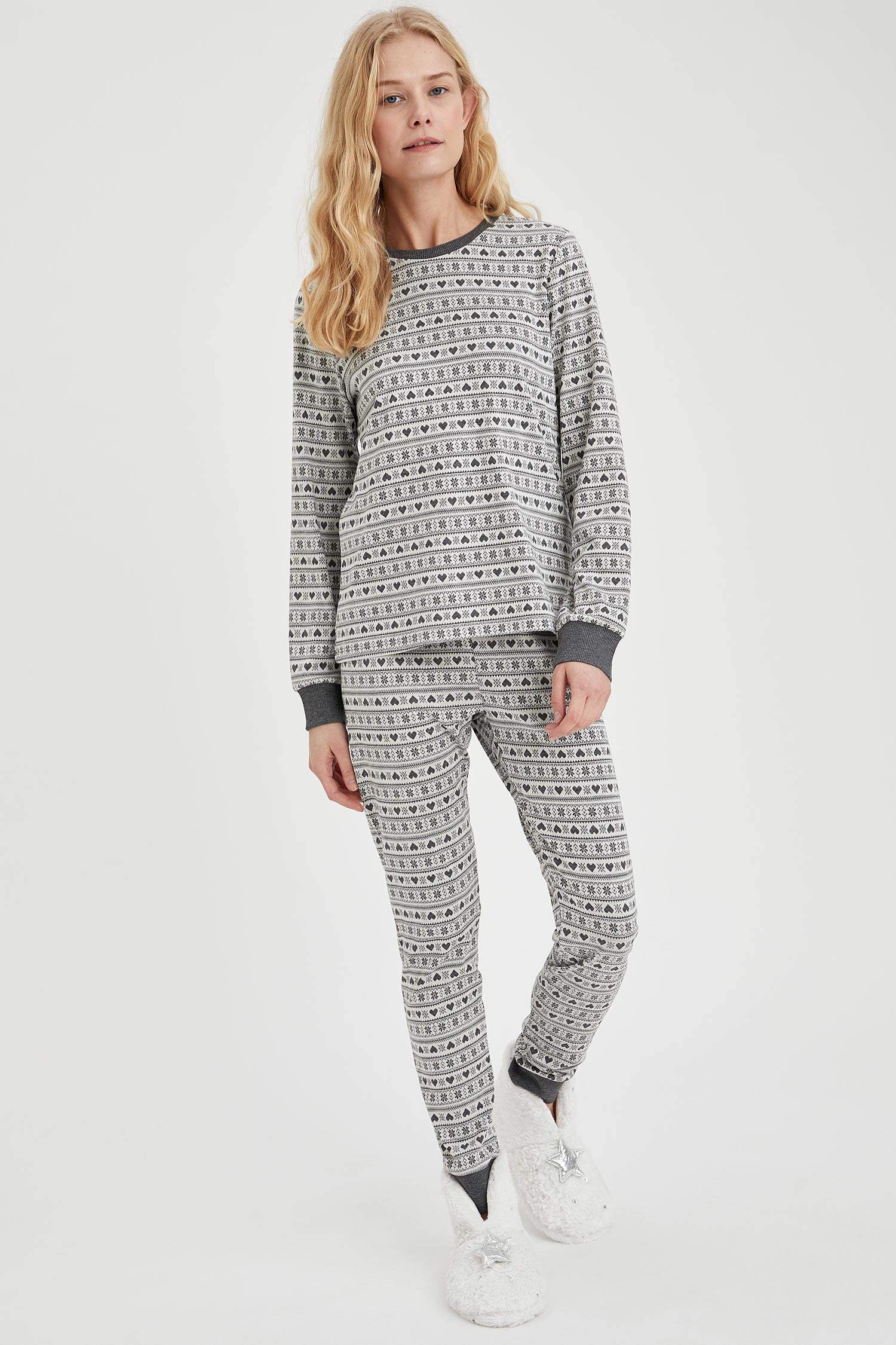 Kalp Desenli Pijama Üstü