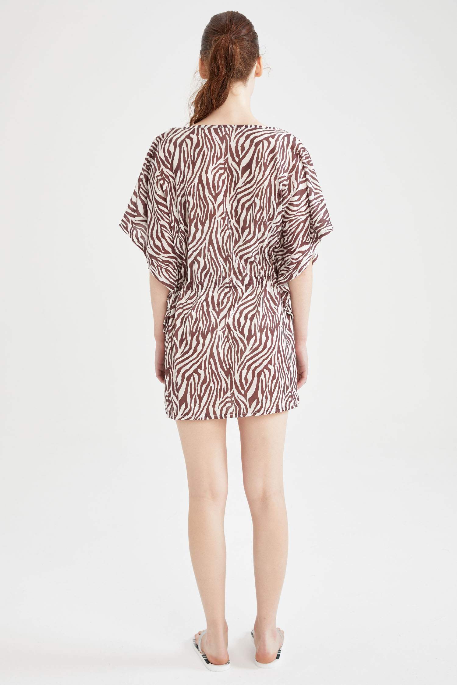 Zebra Desenli Bağcıklı Yazlık Kimono