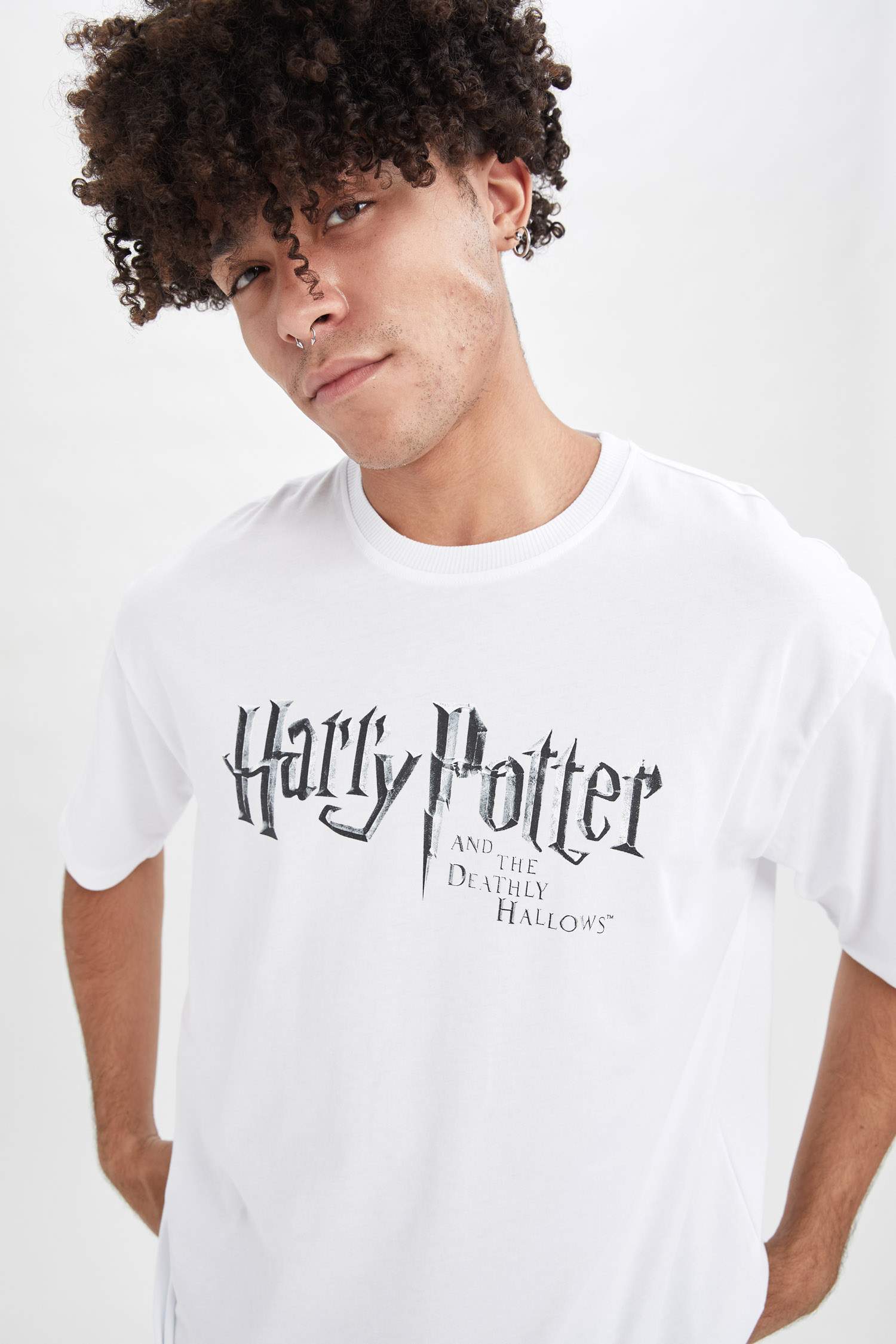 Harry Potter Lisanslı Oversize Fit Bisiklet Yaka Kısa Kollu Tişört