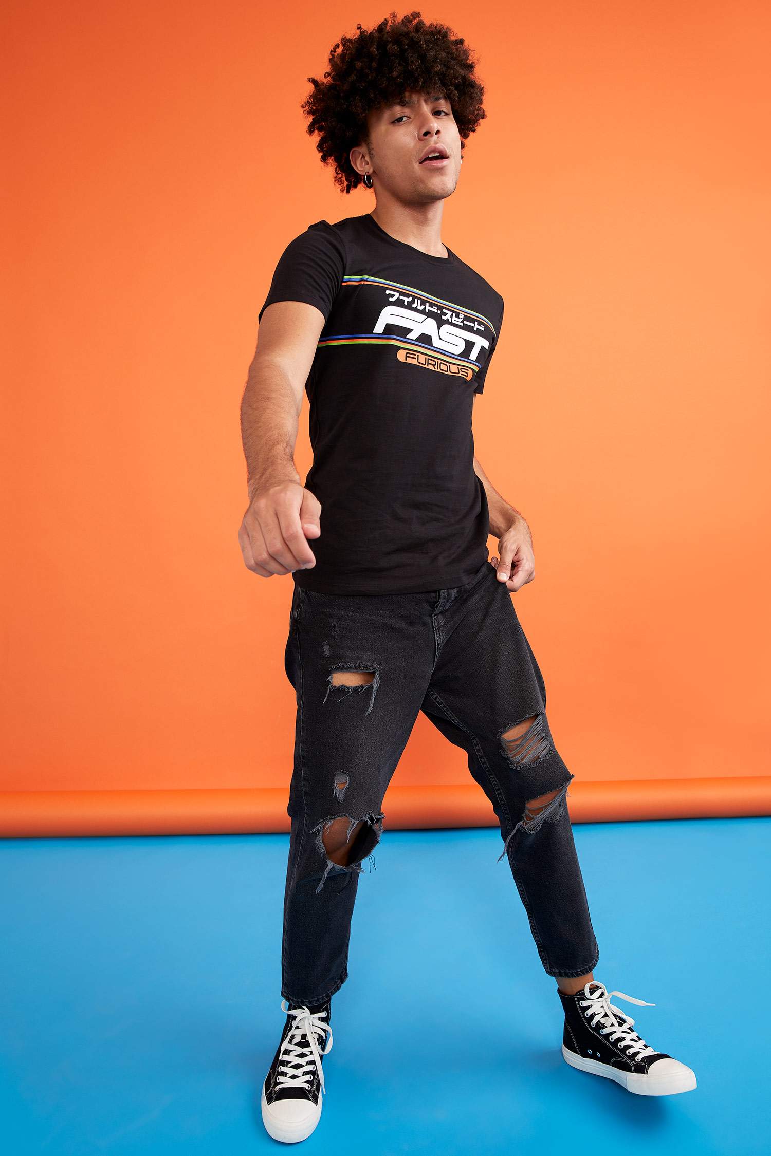 Fast and Furious Lisanslı Baskılı Slim Fit Bisiklet Yaka Kısa Kollu Tişört