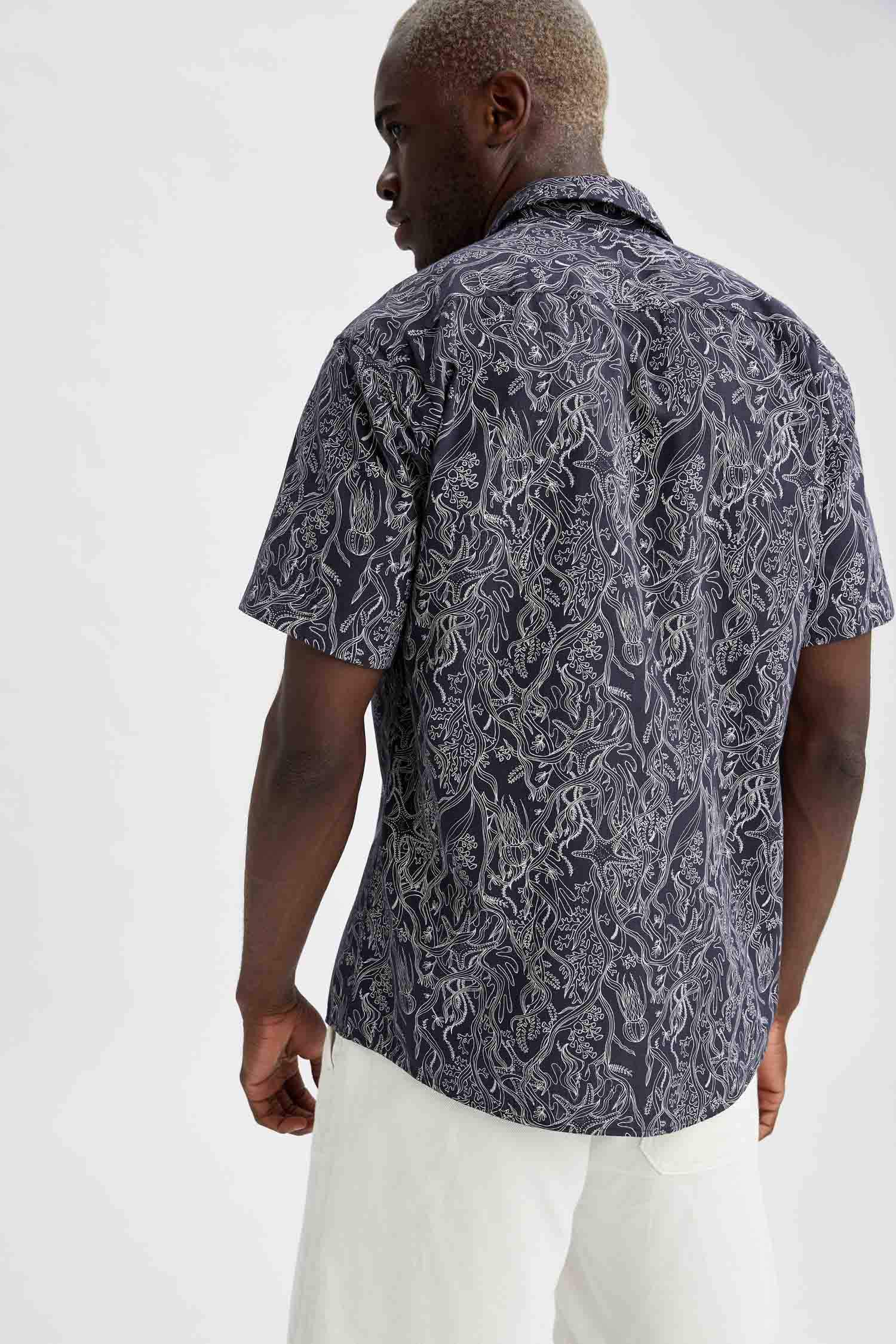 Modern Fit Desenli Kısa Kollu Gömlek
