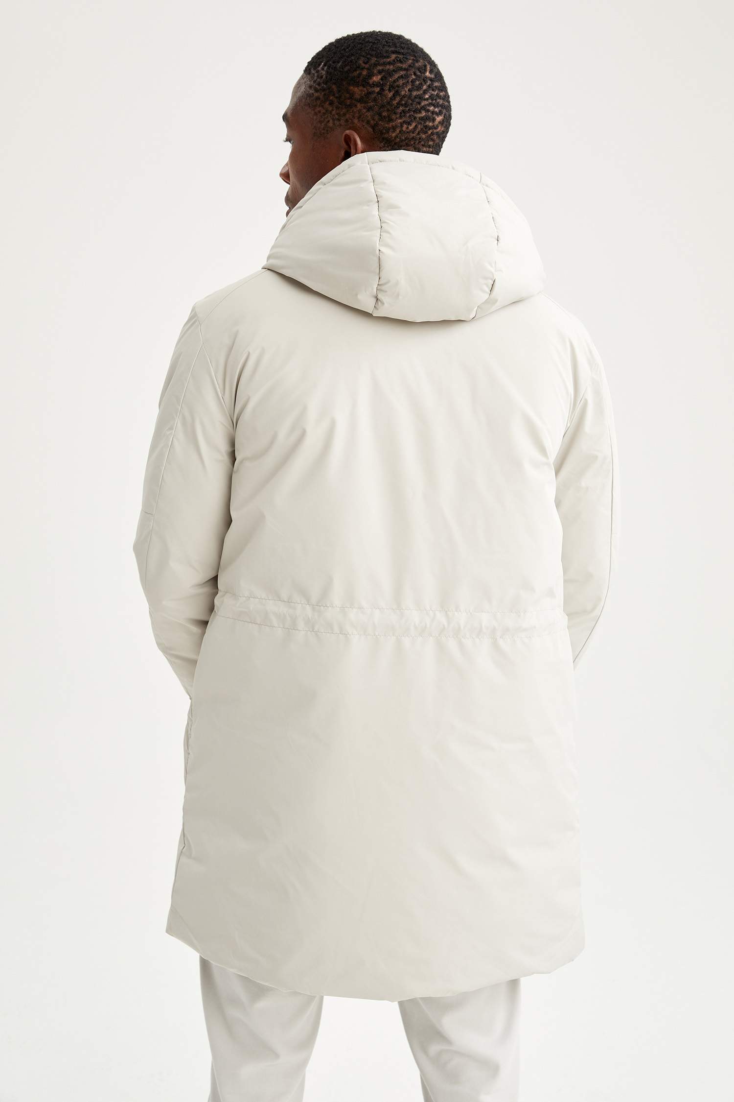 Oversize Fit Kapüşonlu Kalın Mont