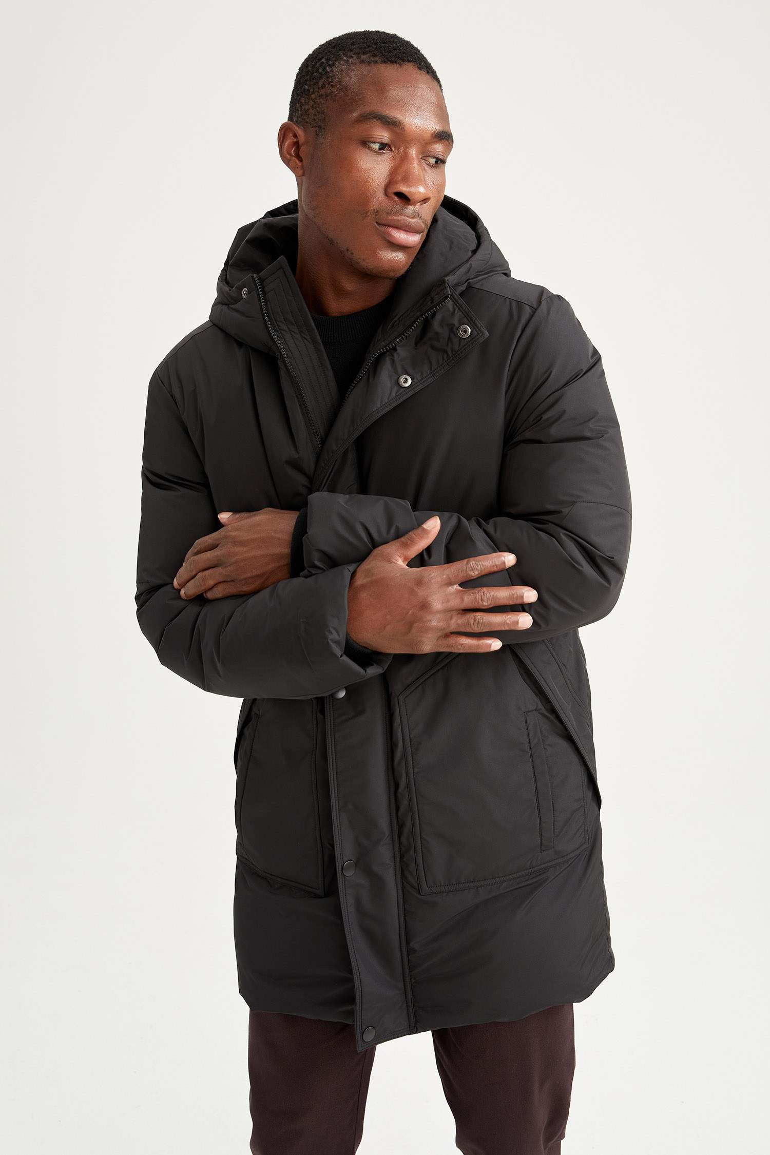 Oversize Fit Kapüşonlu Kalın Mont