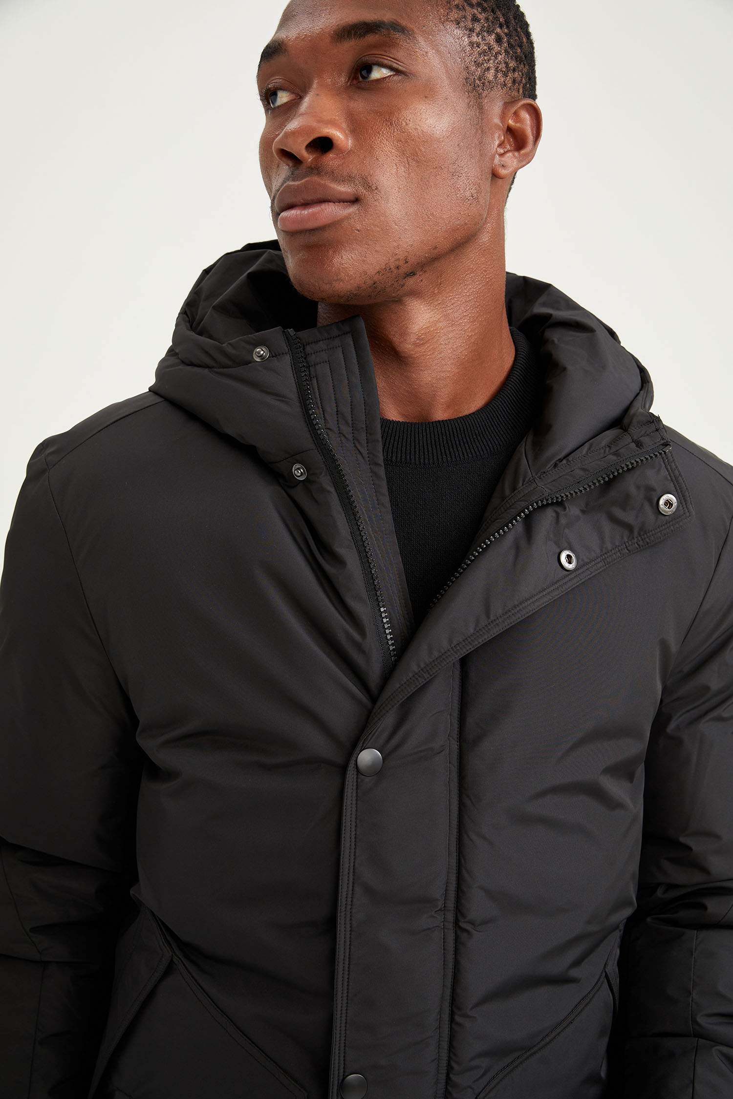 Oversize Fit Kapüşonlu Kalın Mont