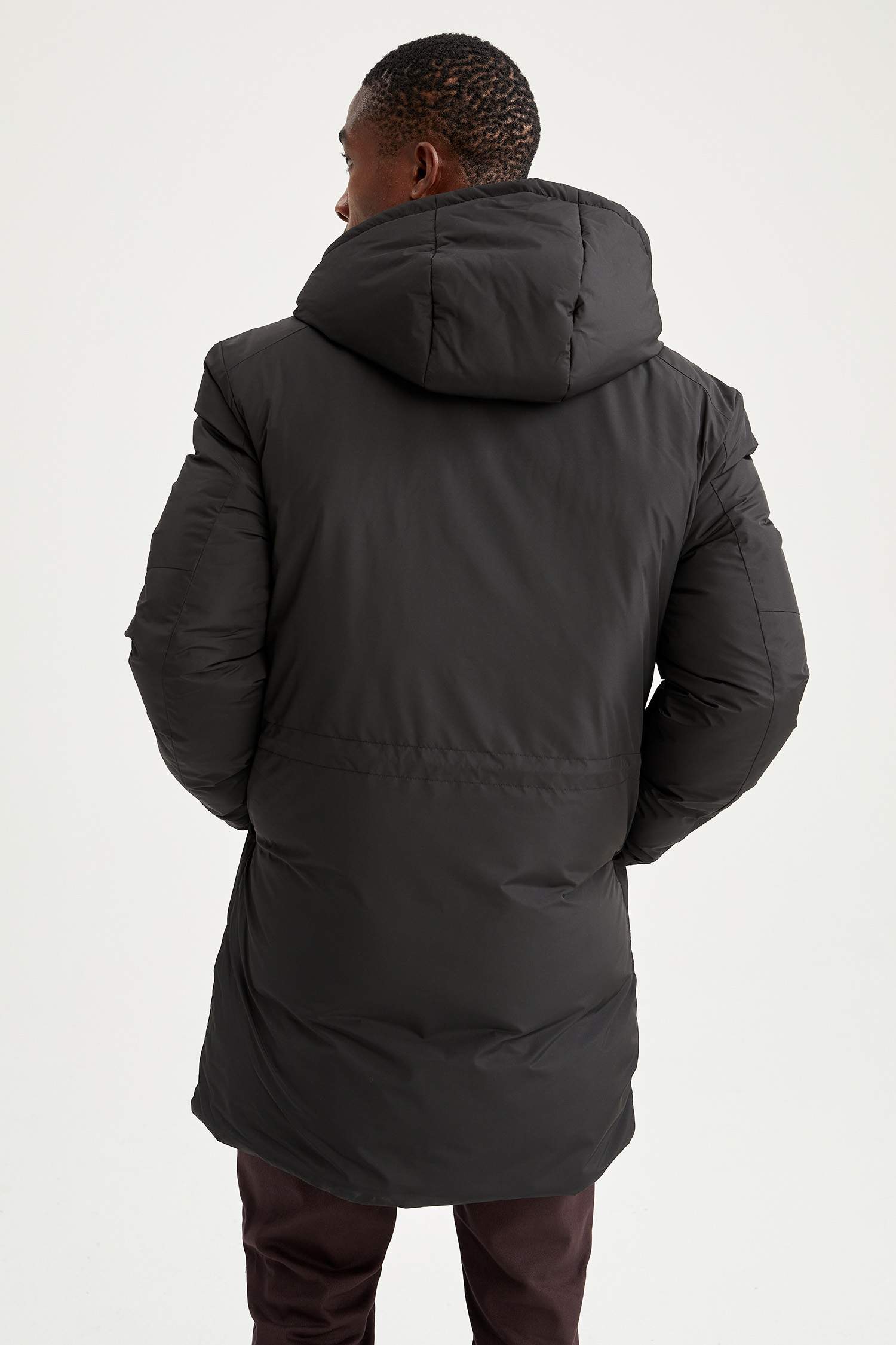 Oversize Fit Kapüşonlu Kalın Mont