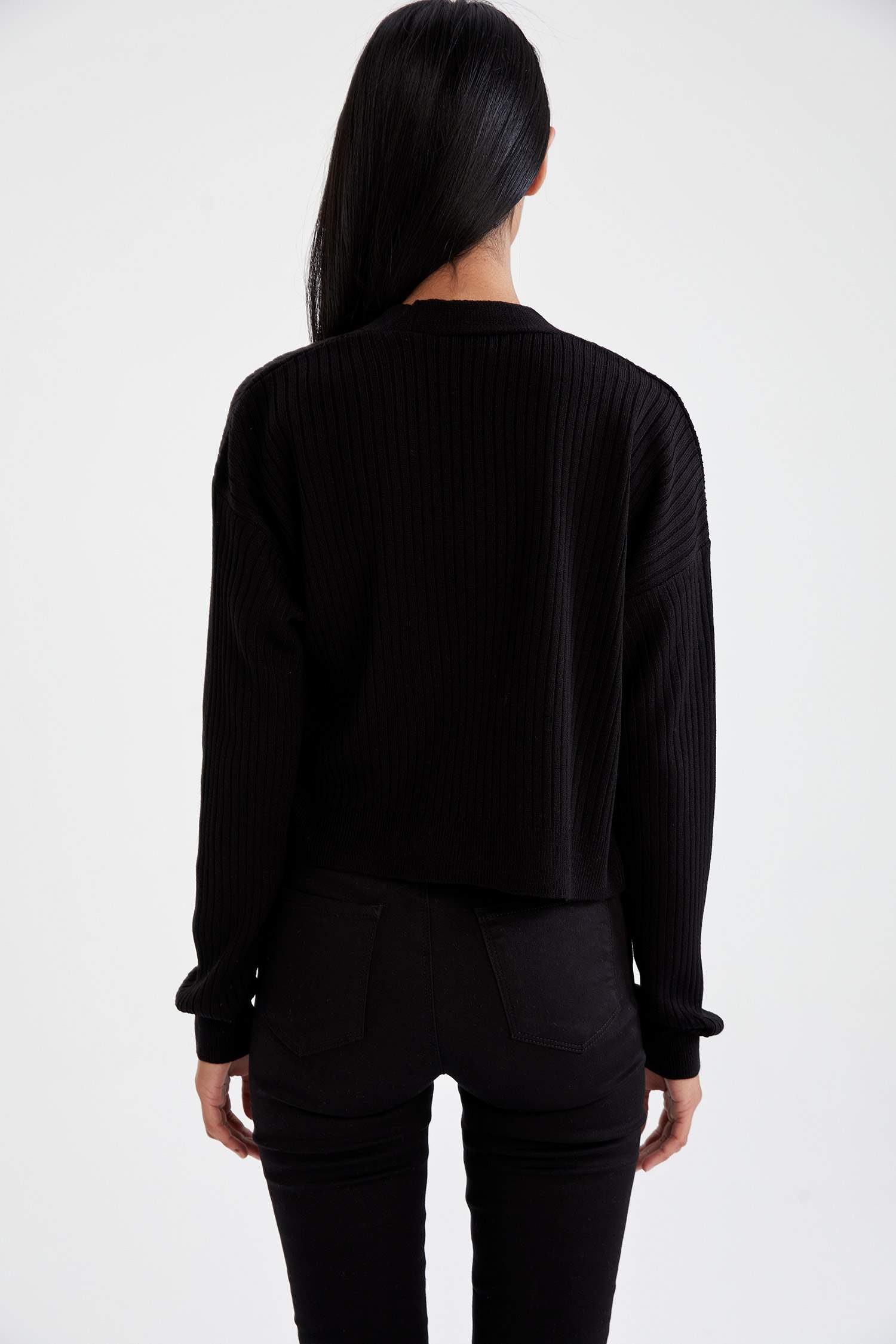 Basic V Yaka Crop Triko Hırka