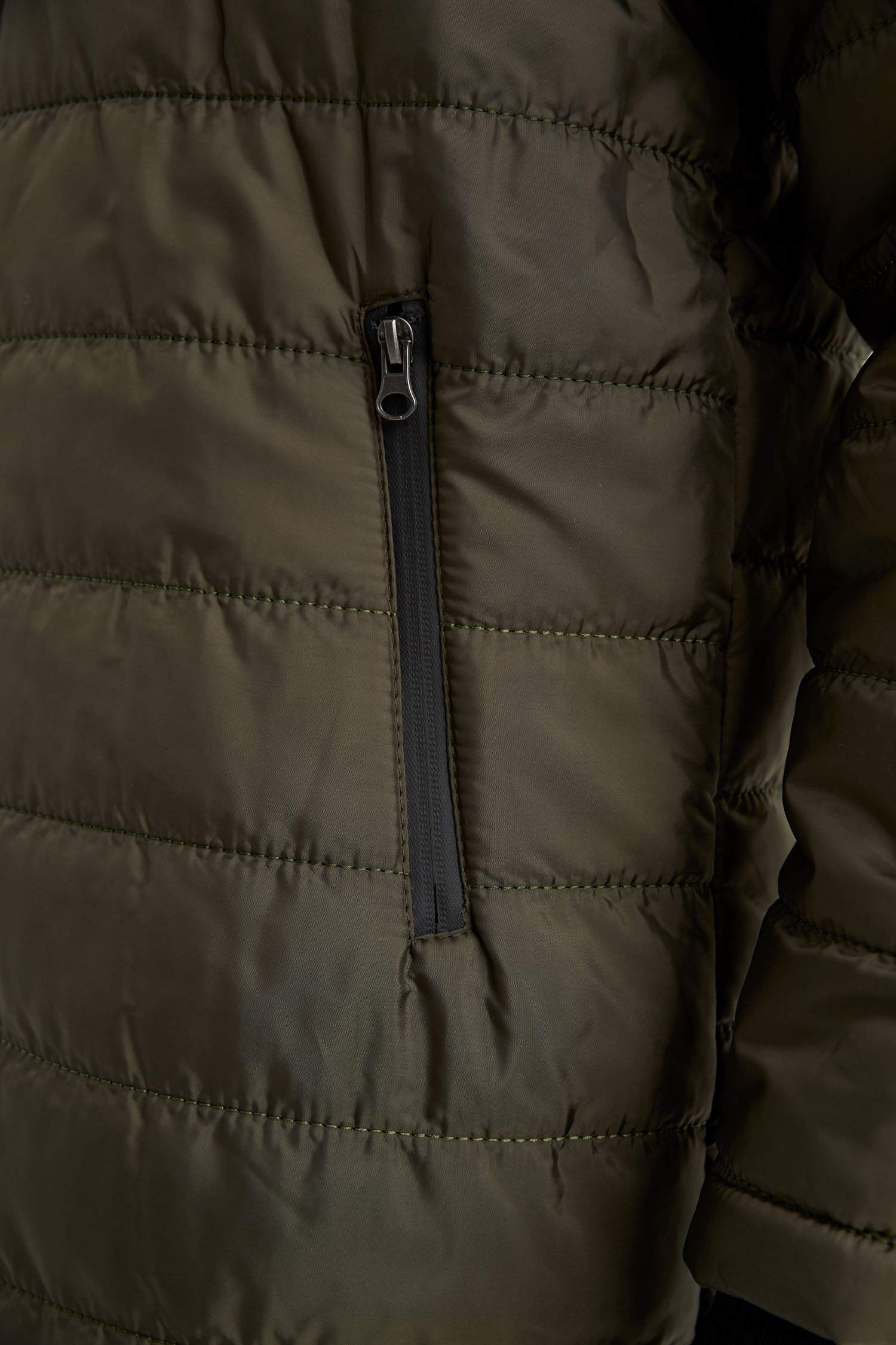 Regular Fit Kapüşonlu Isı Yalıtımlı Warmtech Polar Astarlı Kalın Şişme Mont