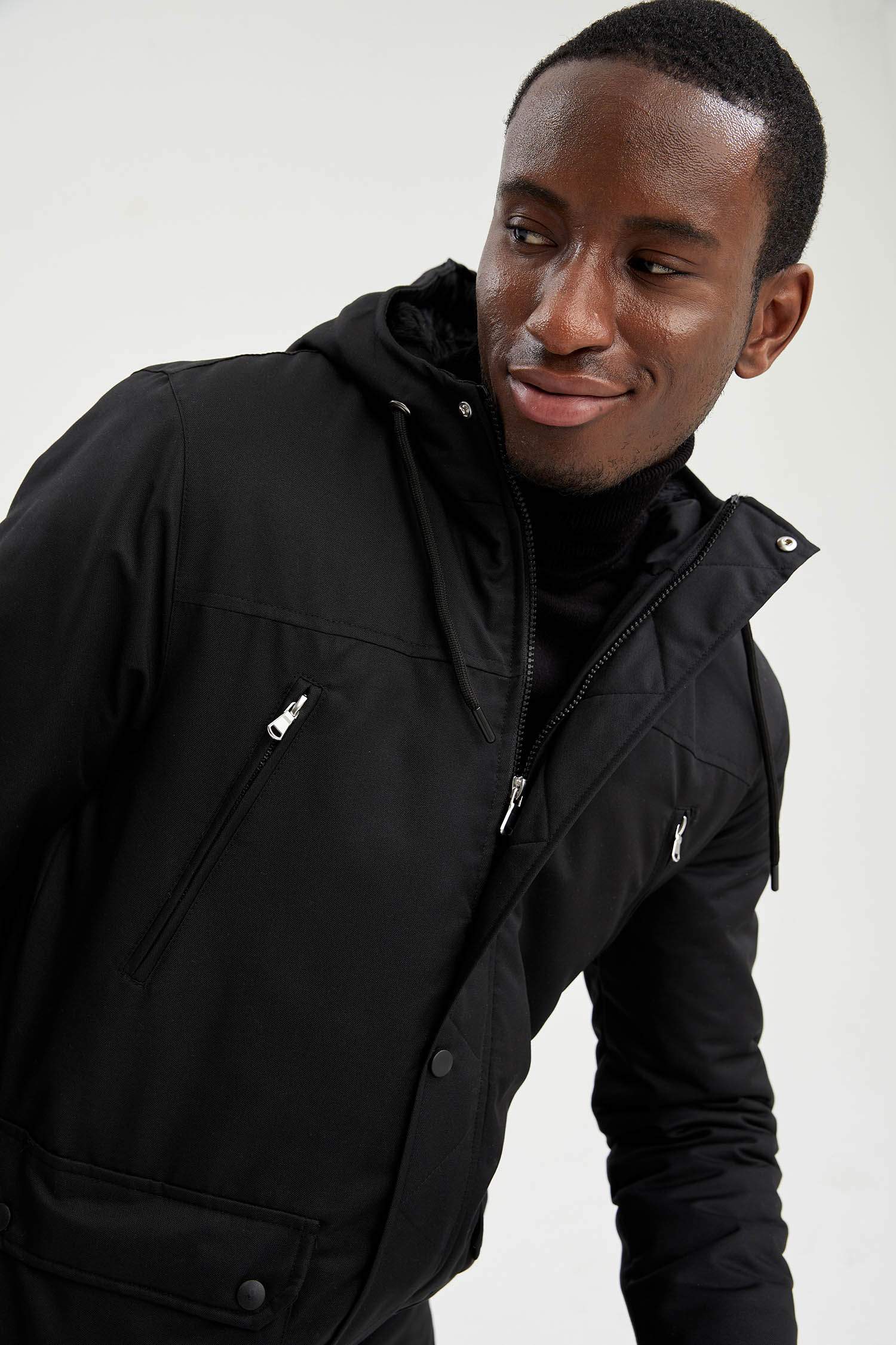 Regular Fit Kapüşonlu Warmtech Isı Yalıtımlı Kalın Parka