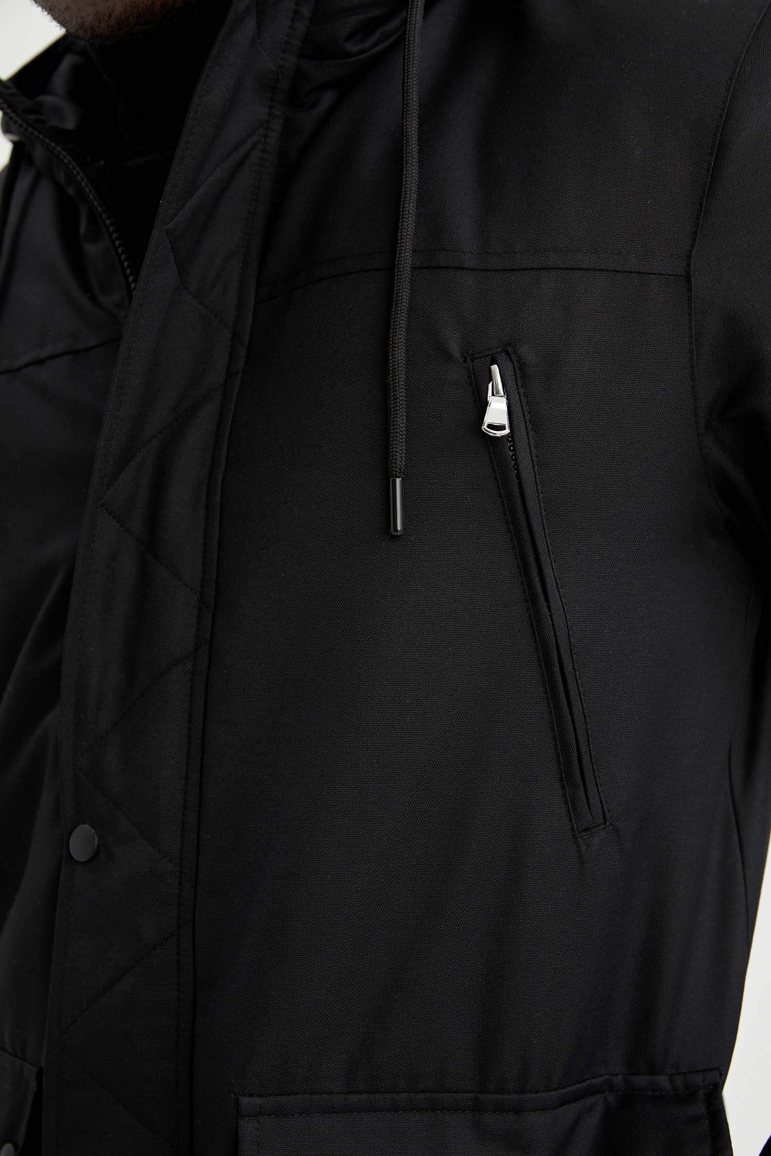 Regular Fit Kapüşonlu Warmtech Isı Yalıtımlı Kalın Parka