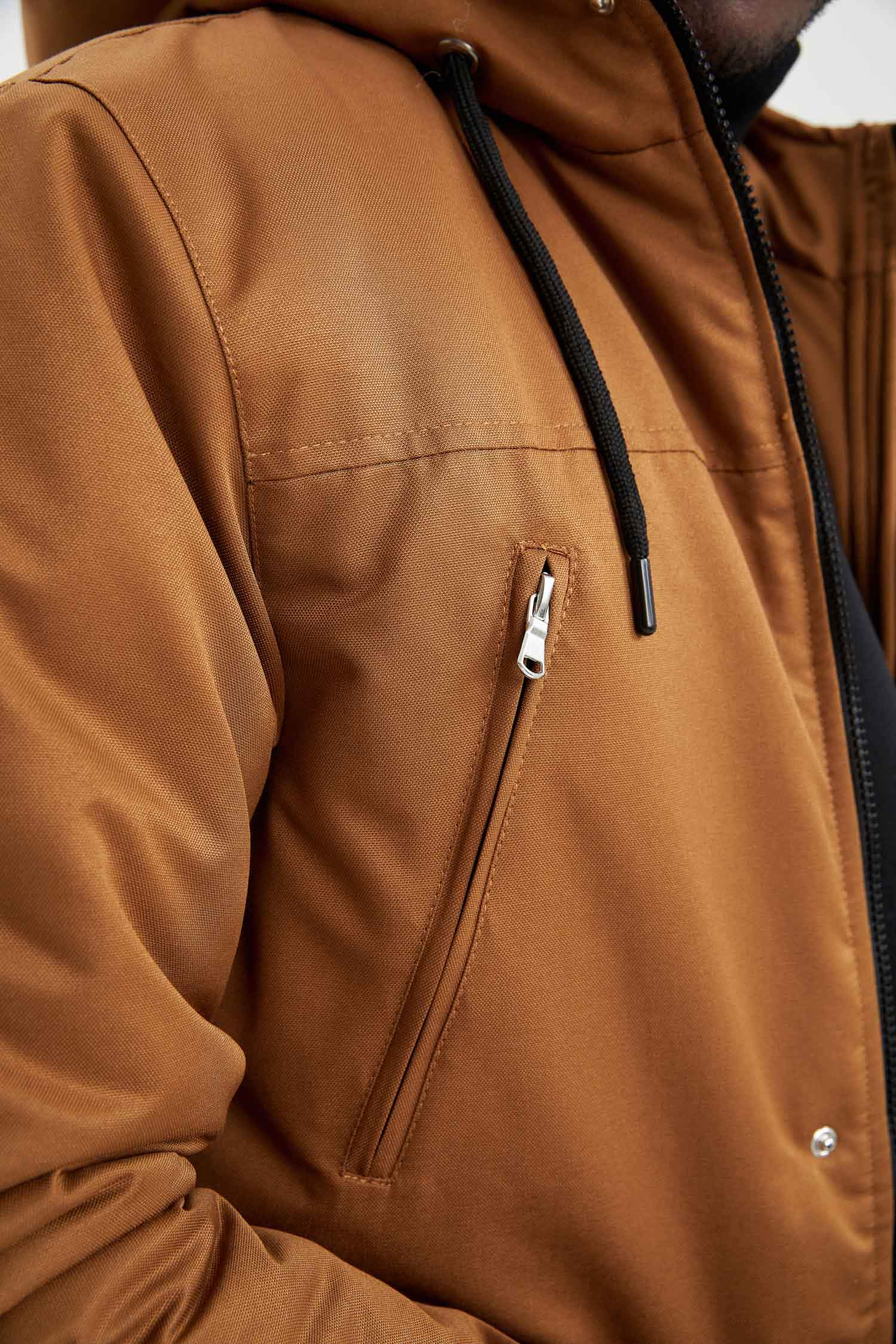 Regular Fit Kapüşonlu Warmtech Isı Yalıtımlı Kalın Parka