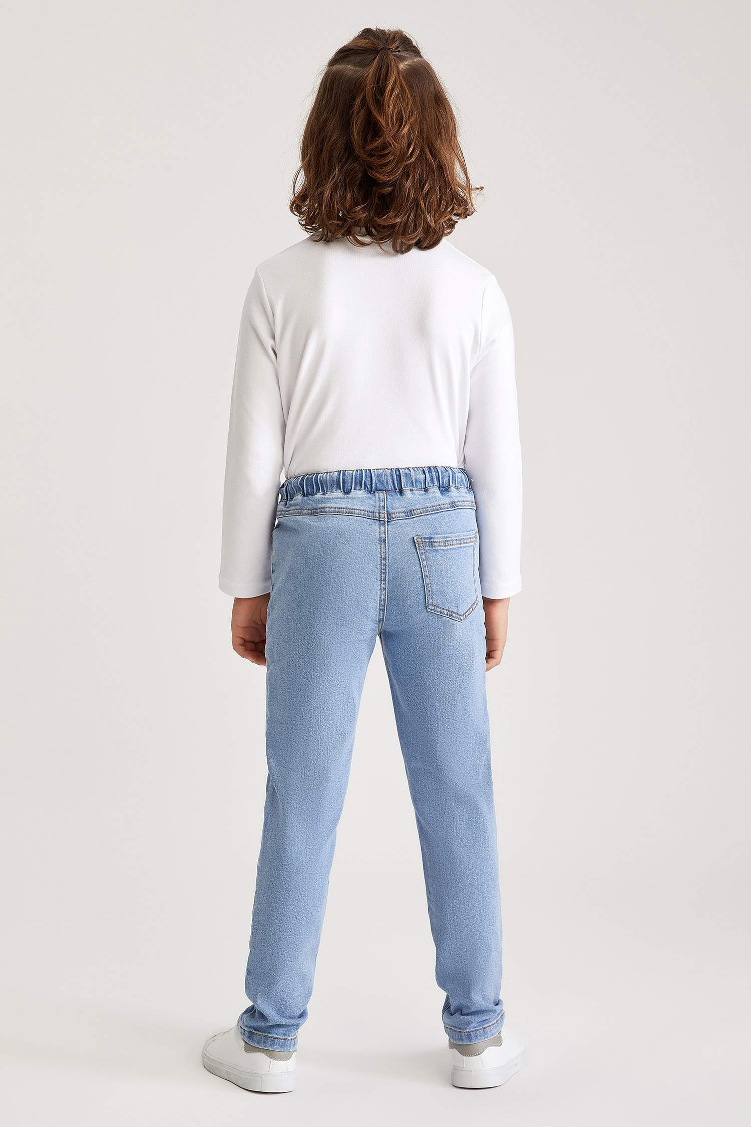 Erkek Çocuk Regular Fit Yıpratma Detaylı Jean Pantolon
