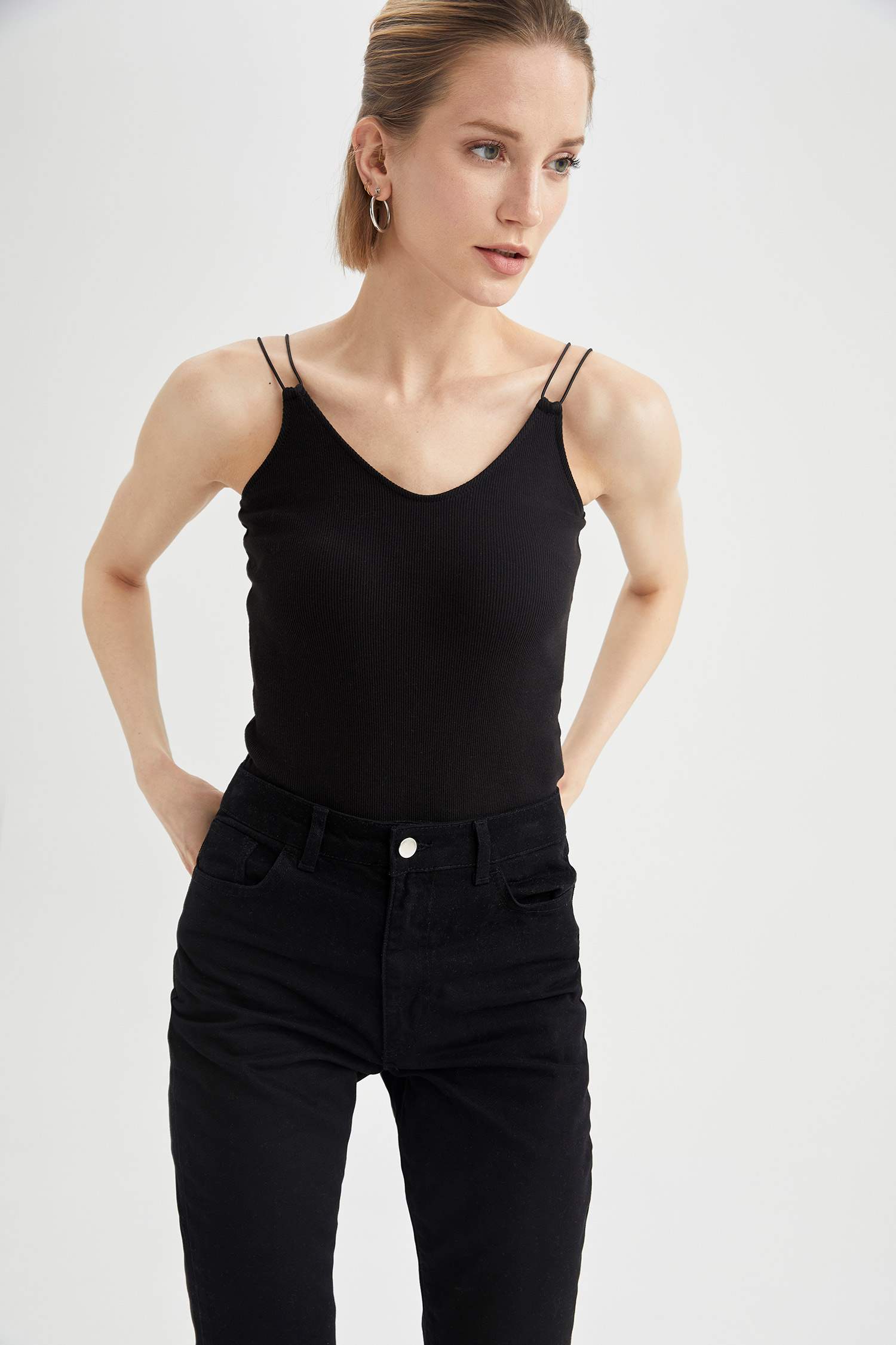 Coool Çift Askı Detaylı Çıtçıtlı Body
