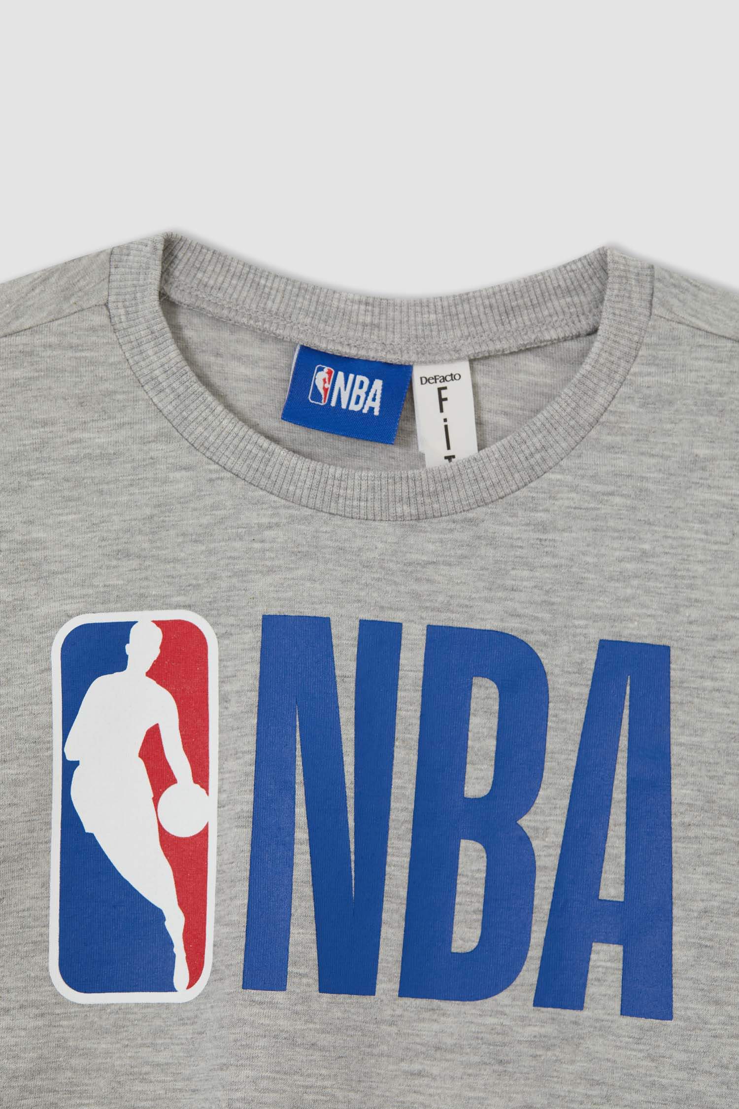 Kız Çocuk NBA Lisanslı Kısa Kol Tişört Ve Jogger Eşofman Altı Takımı
