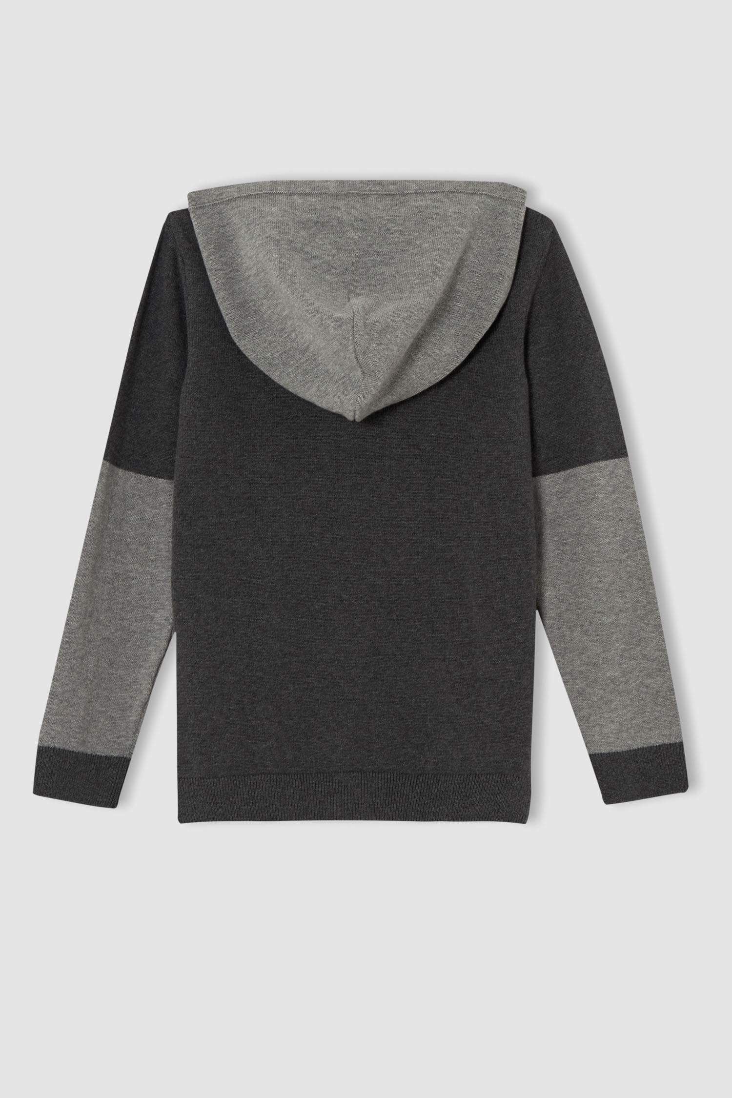 Erkek Çocuk Slim Fit Kapüşonlu Kanguru Cepli Kazak
