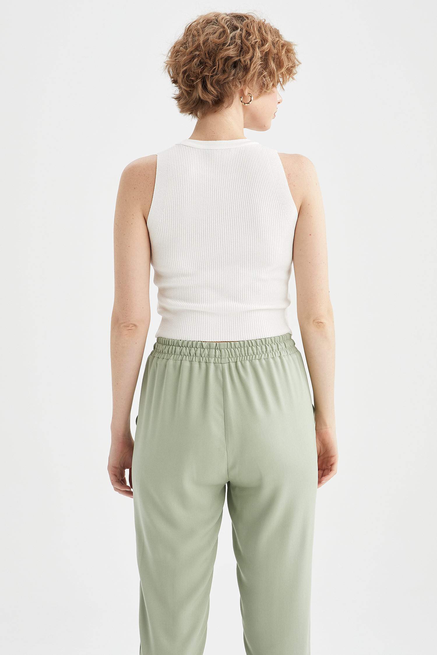 Halter Yaka Pamuklu Crop Top