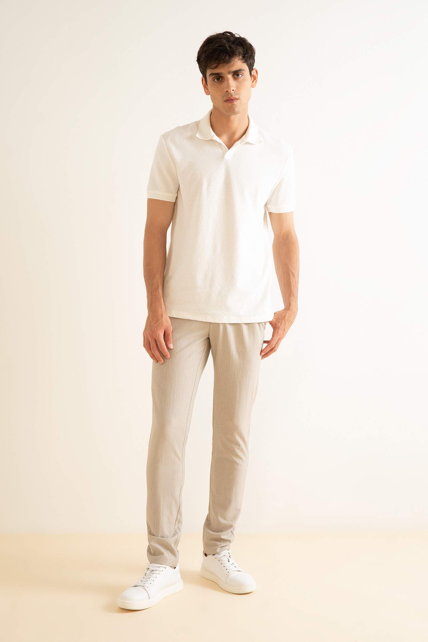 Tailored Fit Basic Chino Pantolon