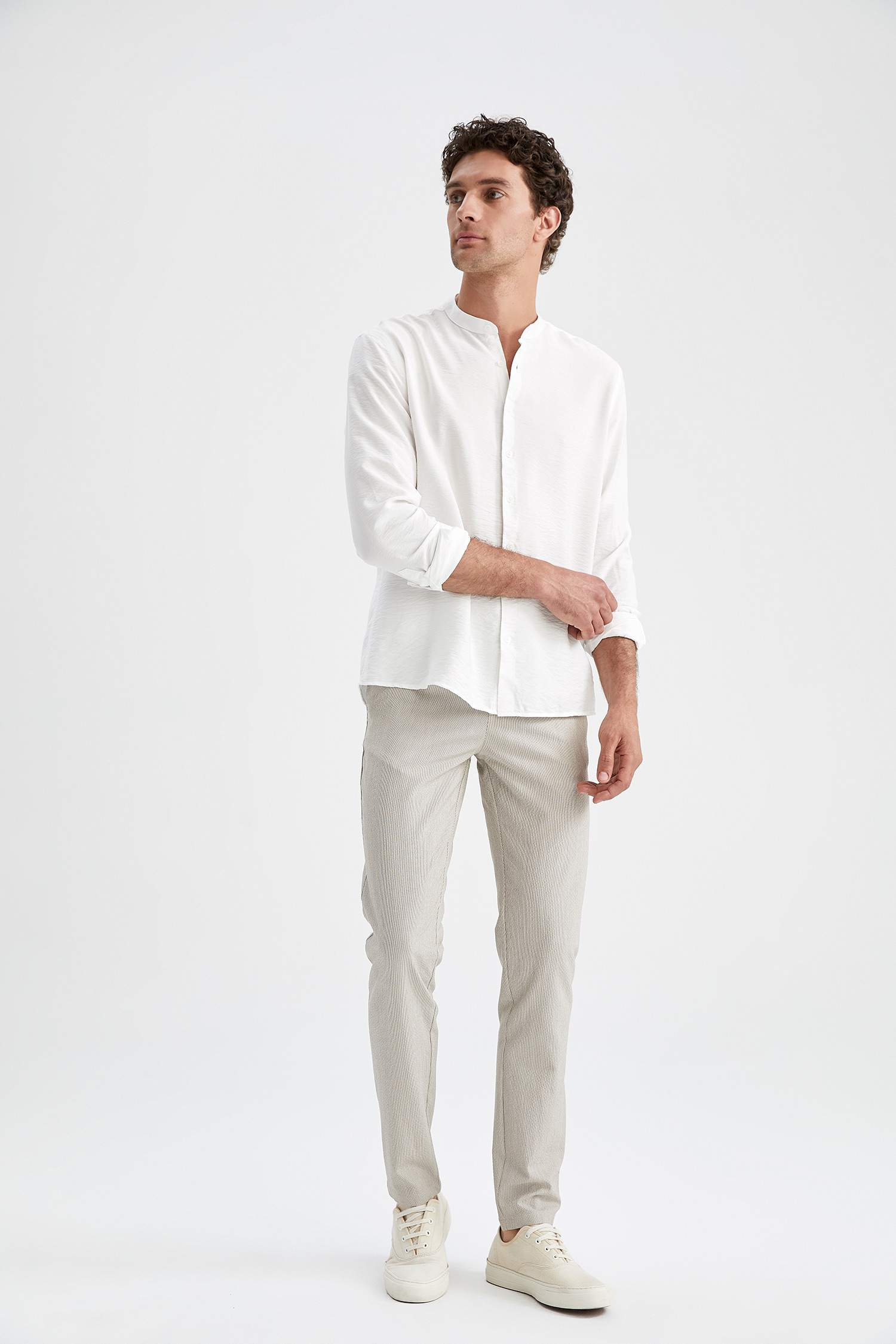Tailored Fit Basic Chino Pantolon