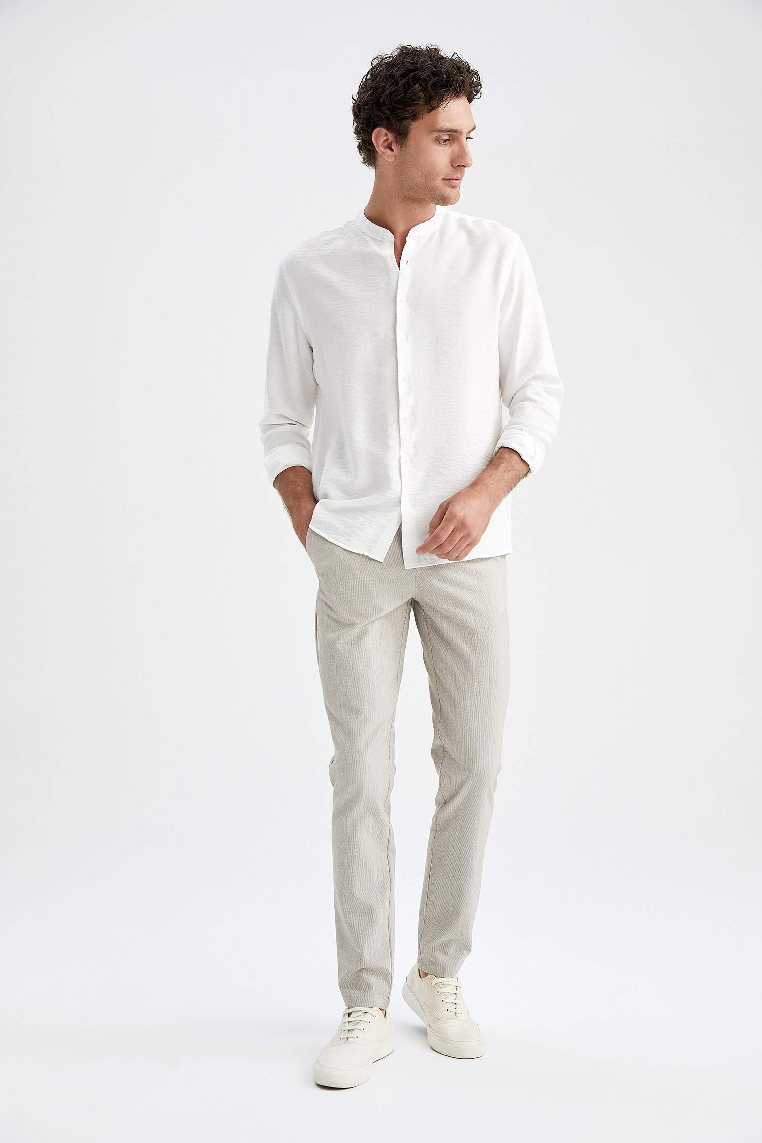 Tailored Fit Basic Chino Pantolon