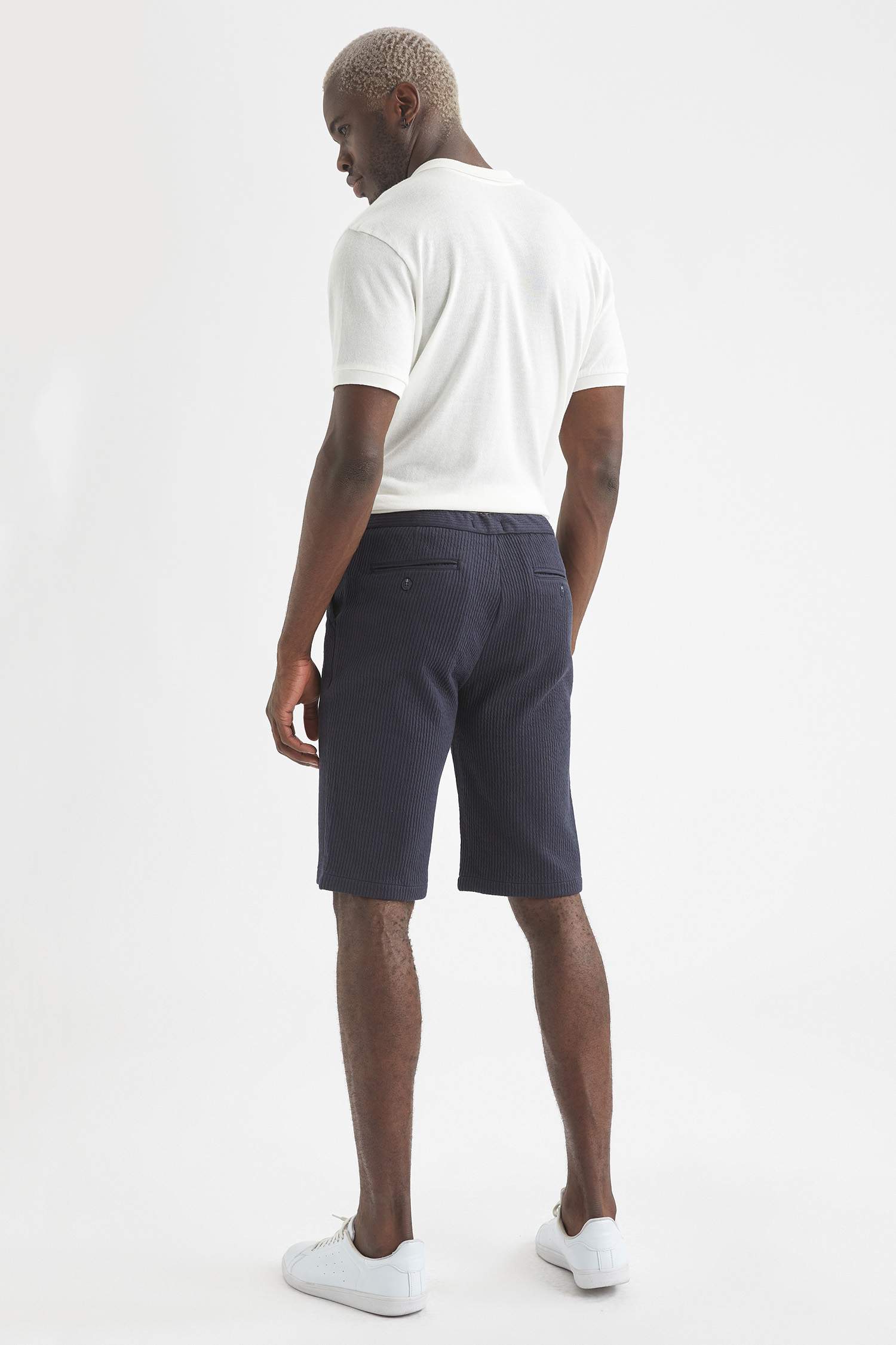 Regular Fit Basic Bermuda Şort