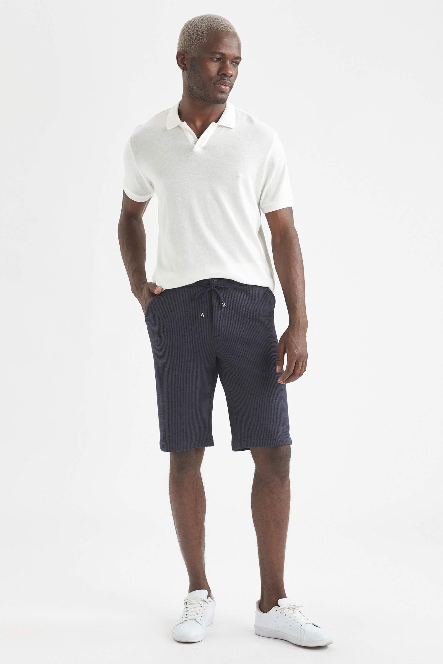 Regular Fit Basic Bermuda Şort