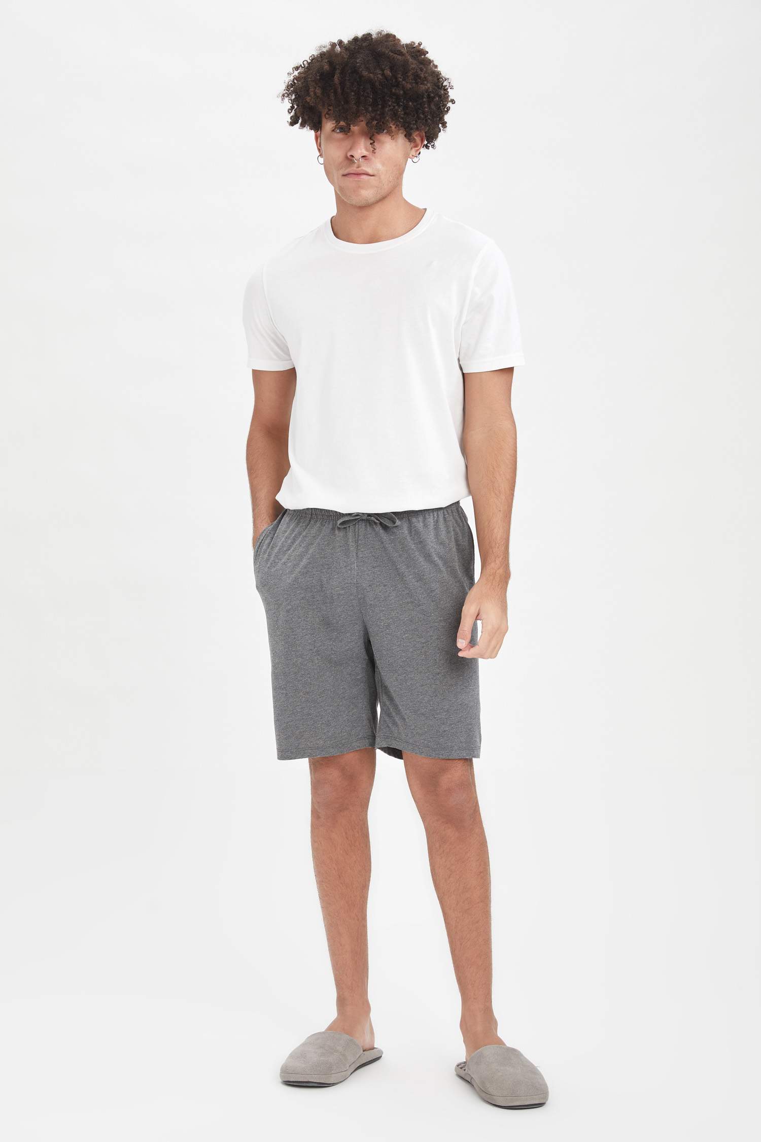 Regular Fit Basic Bağcıklı Şort