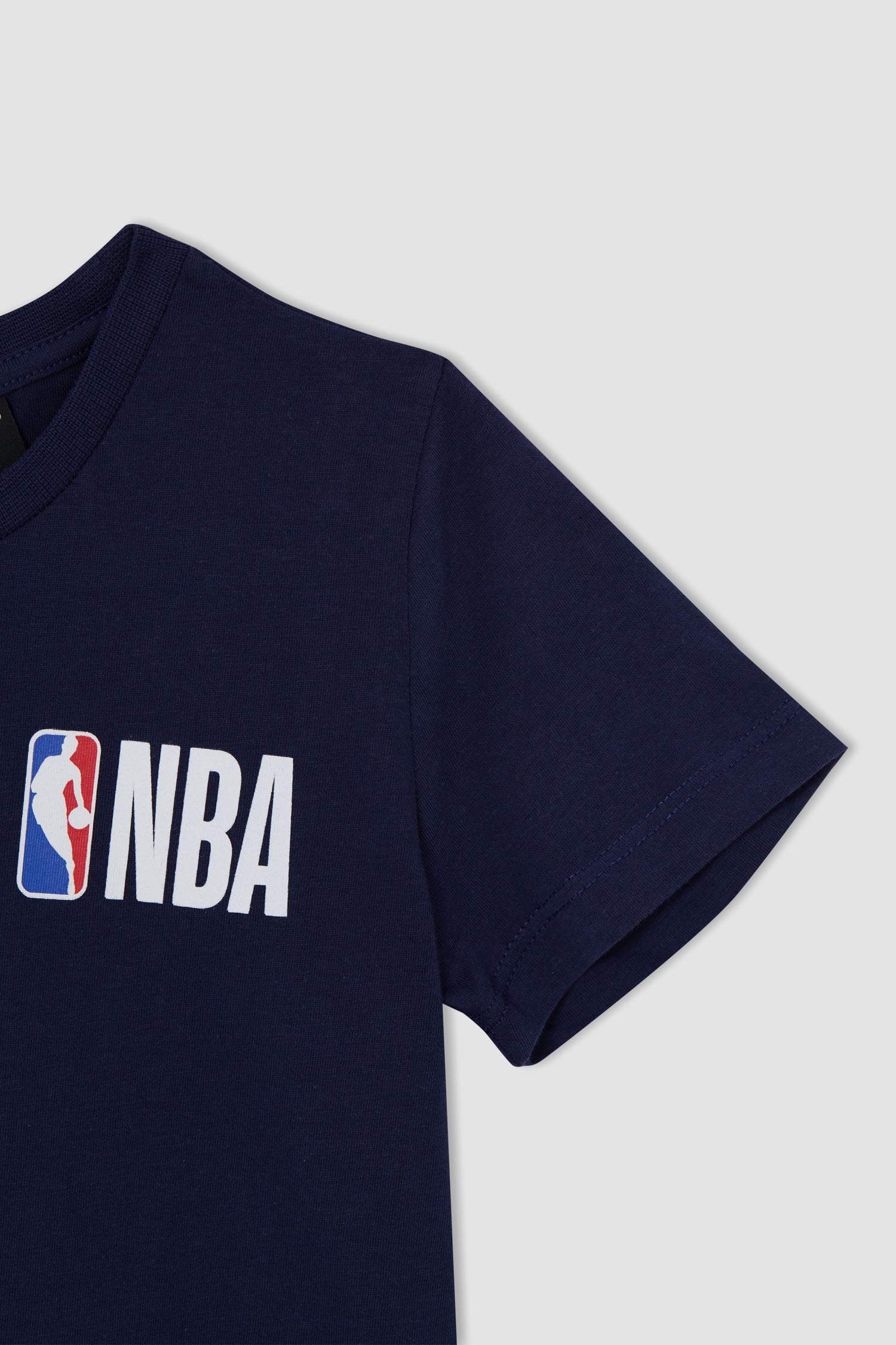 Erkek Çocuk NBA Lisanslı Kısa Kollu Tişört