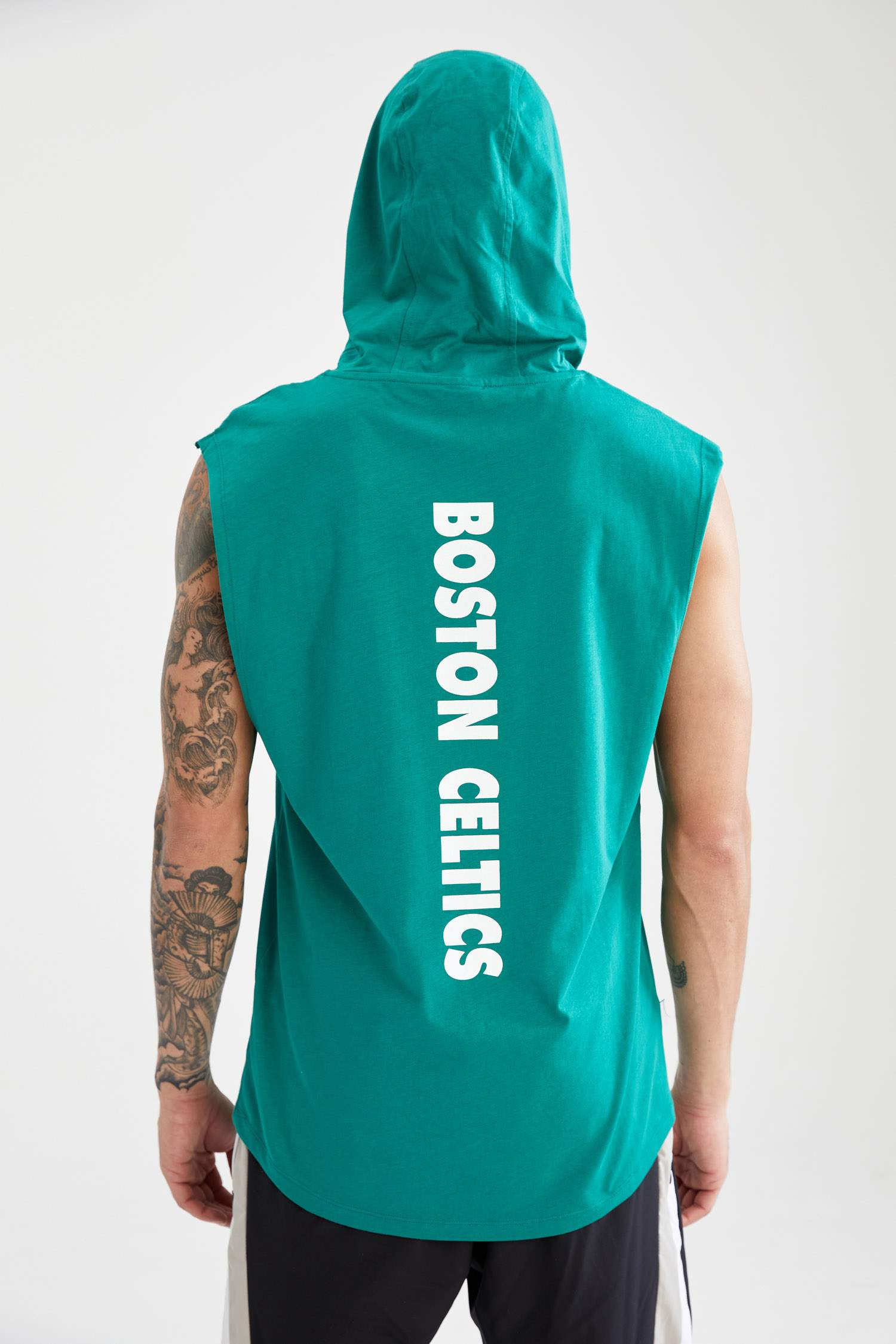 NBA Boston Celtics Lisanslı Oversize Fit Kapüşonlu Kolsuz Tişört