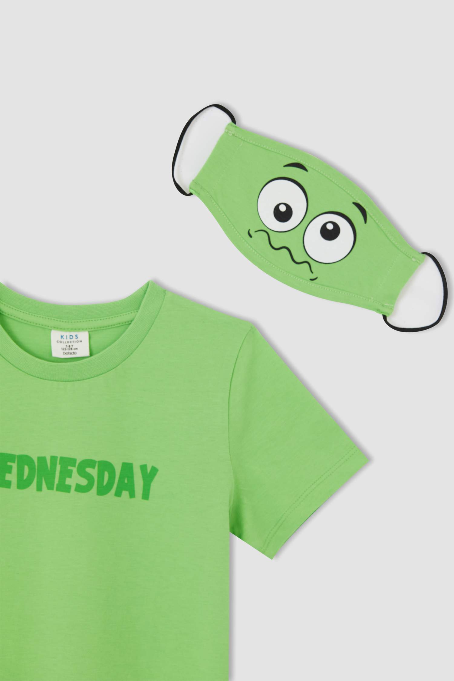 Erkek Çocuk Wednesday Baskılı Kısa Kollu Tişört Ve Maske Takımı