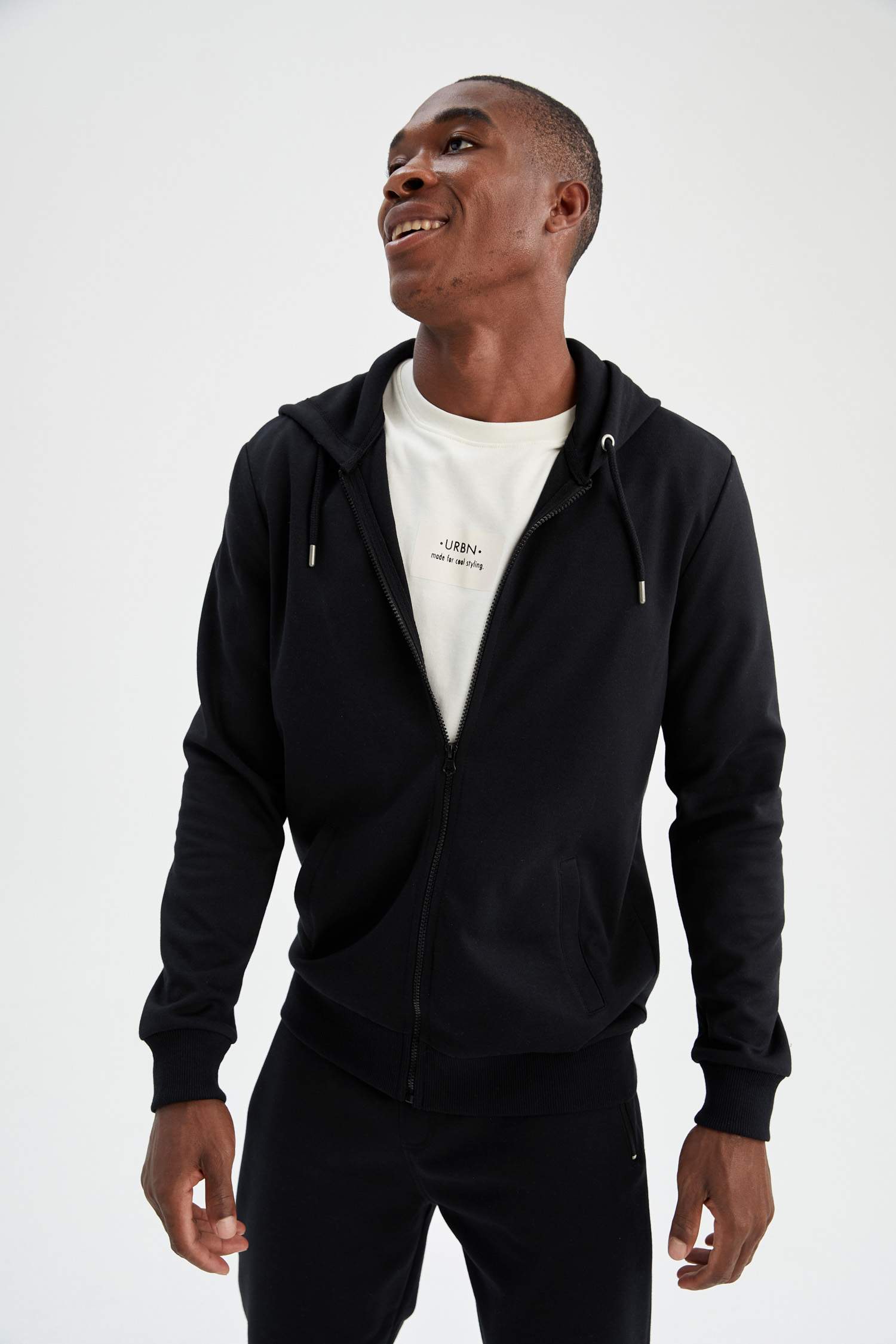 Regular Fit Kapüşonlu Fermuarlı Sweatshirt