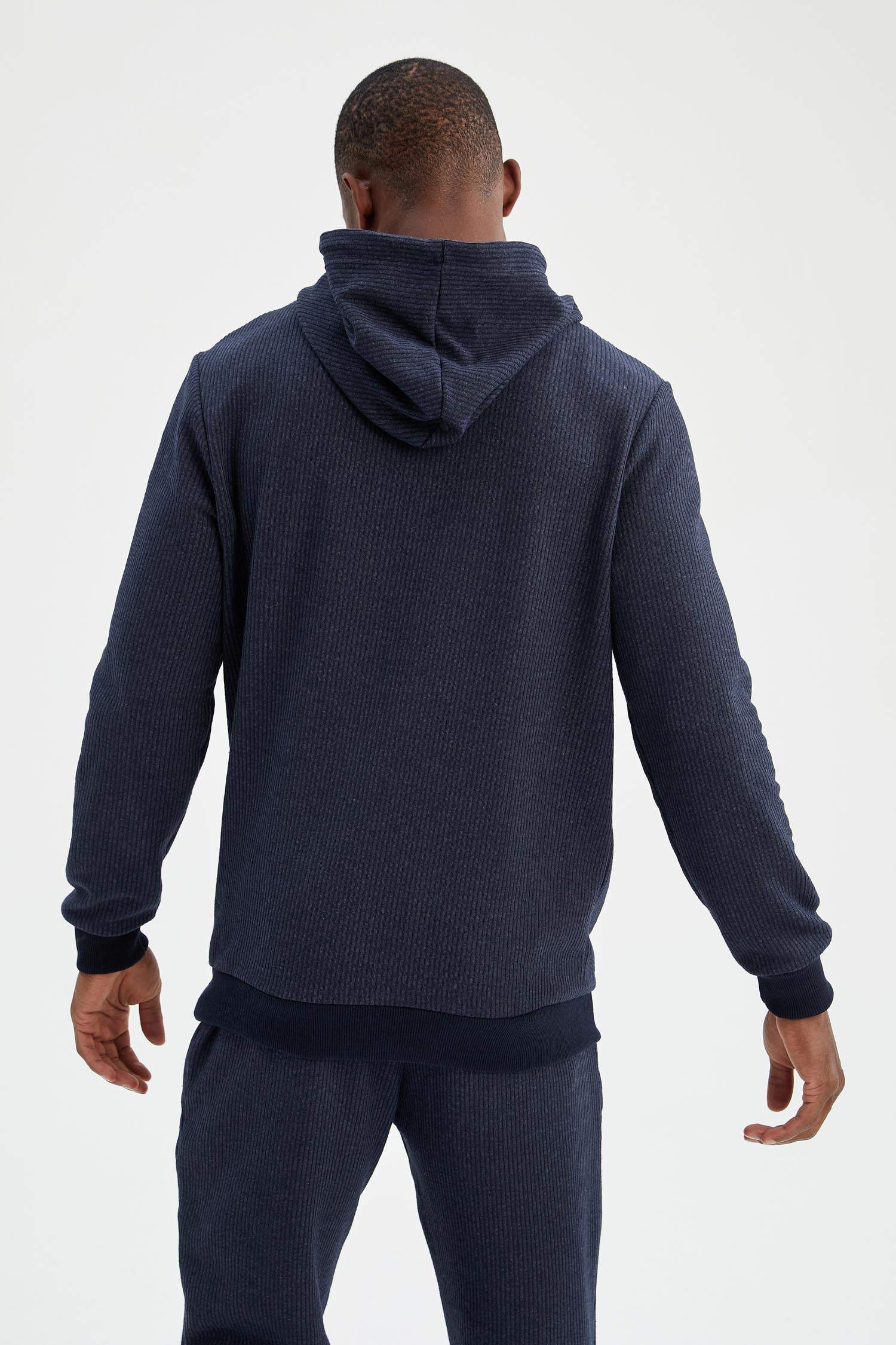 Regular Fit Kapüşonlu Uzun Kollu Sweatshirt