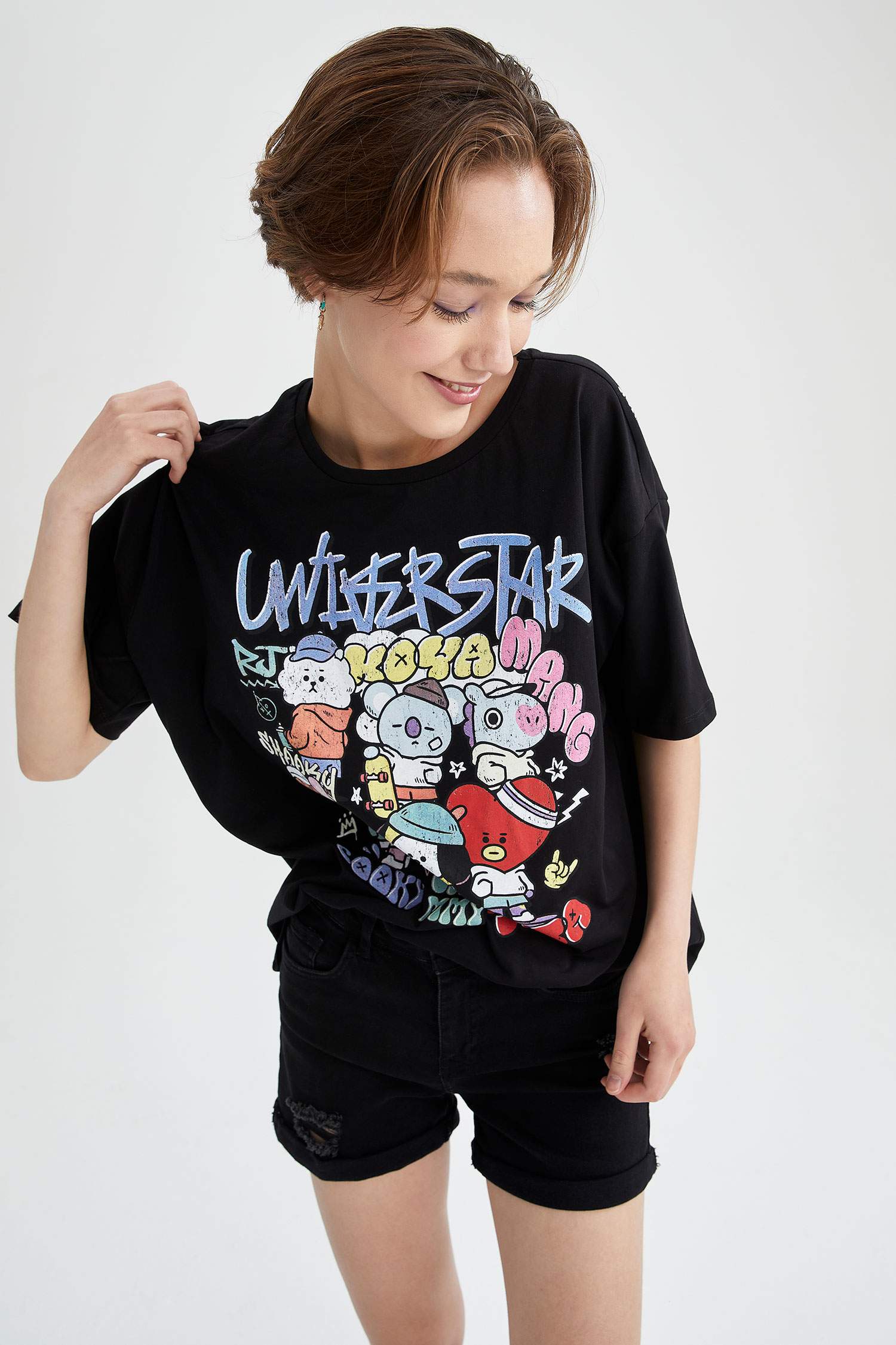 Coool BT21 Lisanslı Oversize Fit Kısa Kollu Tişört
