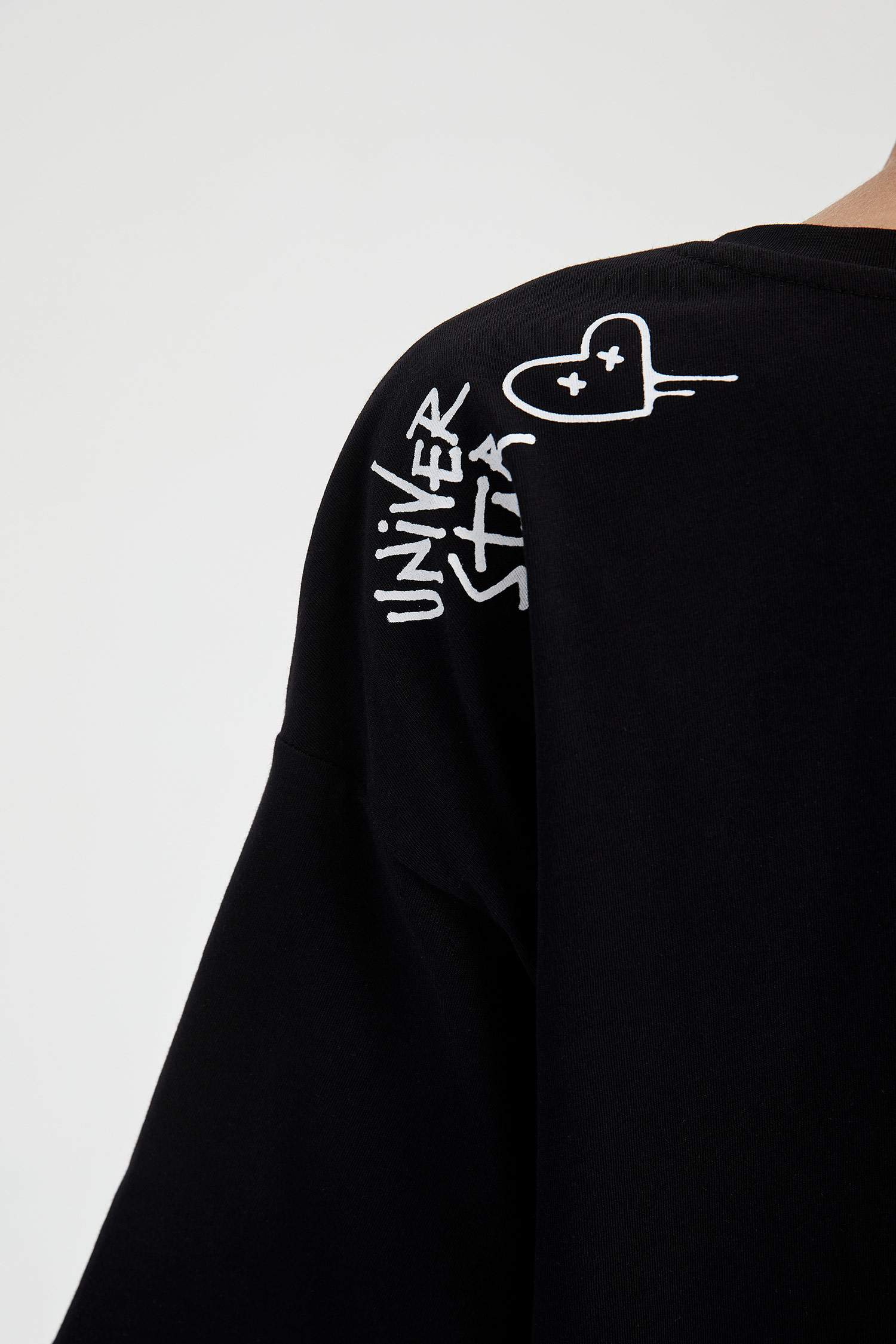 Coool BT21 Lisanslı Oversize Fit Kısa Kollu Tişört