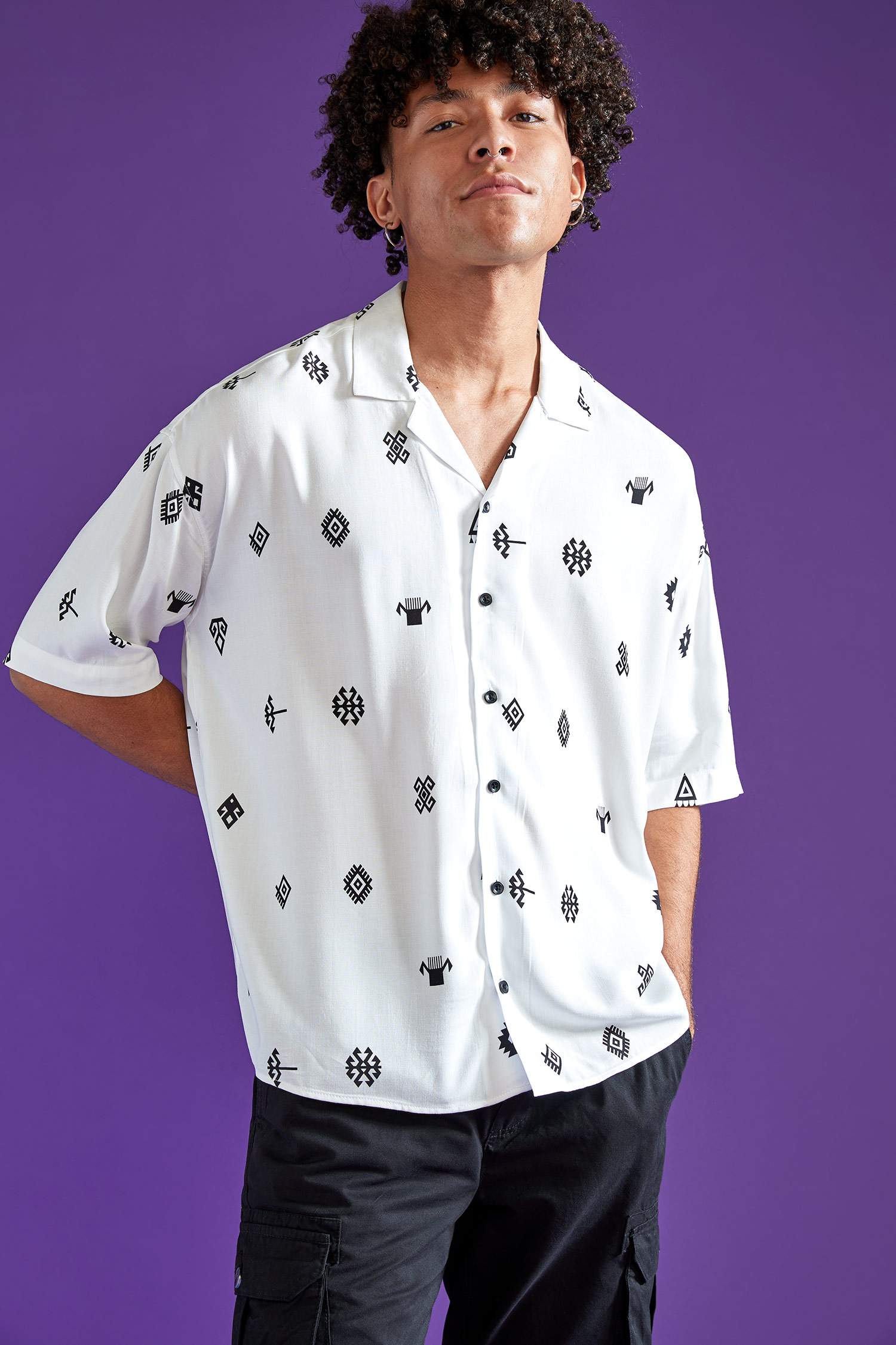 Oversize Fit Desenli Kısa Kollu Viskon Gömlek