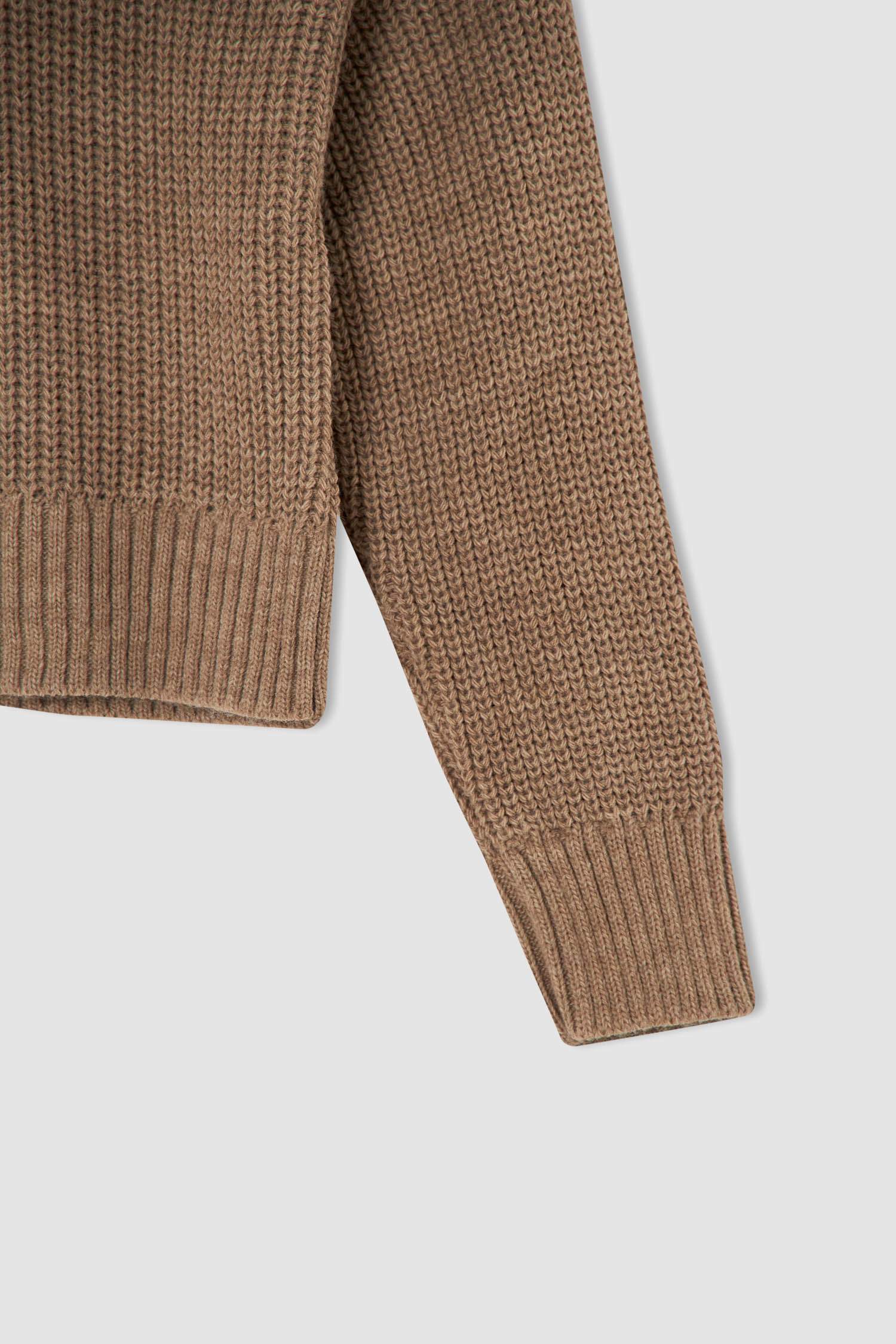 Kız Çocuk Regular Fit Boğazlı Yarım Balıkçı Yaka Crop Basic Triko Kazak