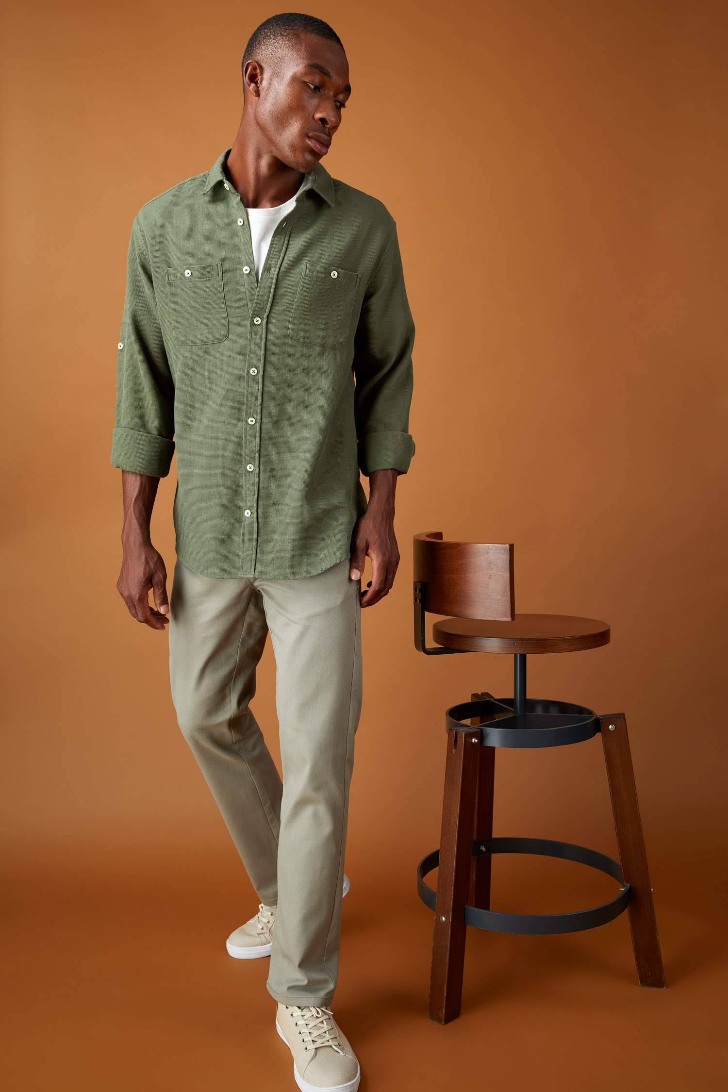 Regular Fit Basic Chino Pantolon