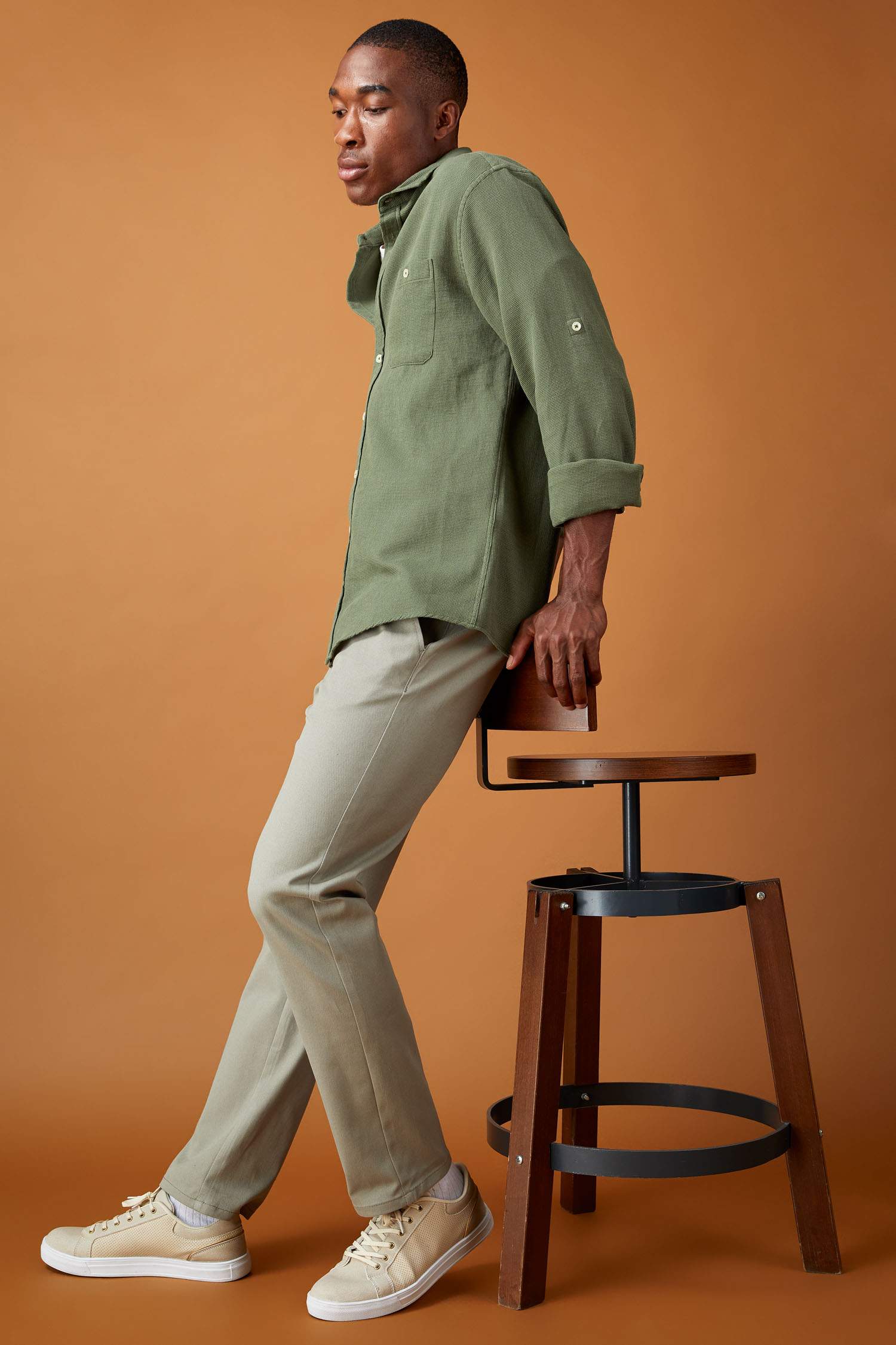 Regular Fit Basic Chino Pantolon