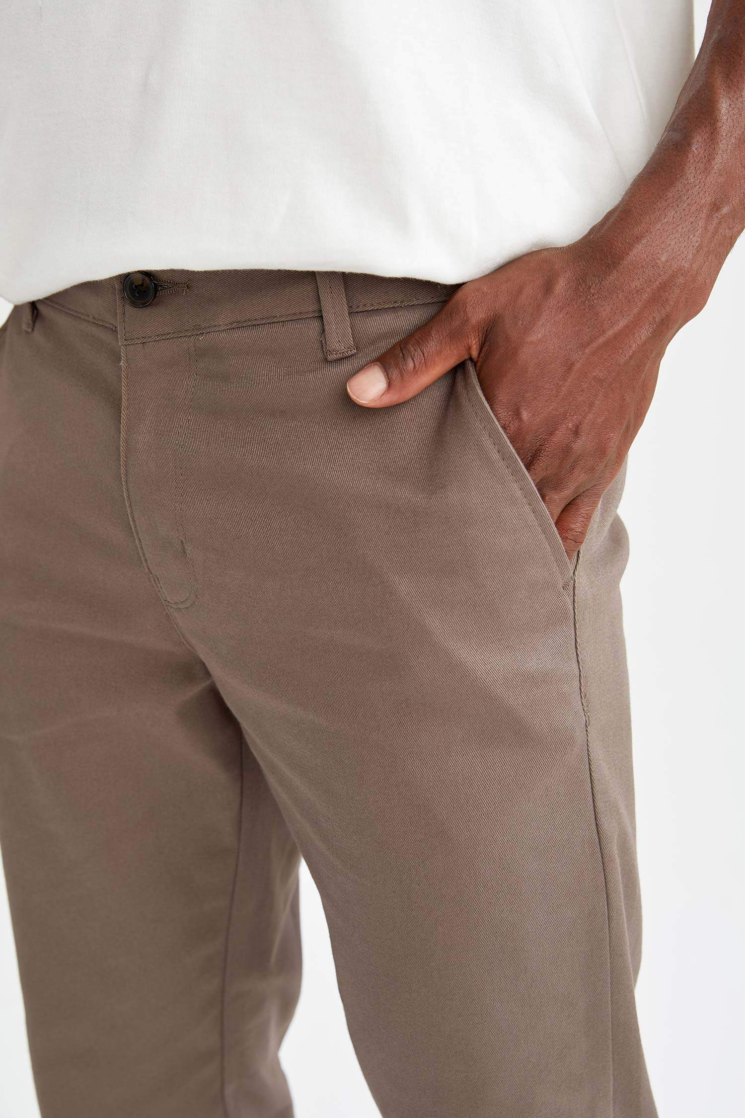 Regular Fit Basic Chino Pantolon